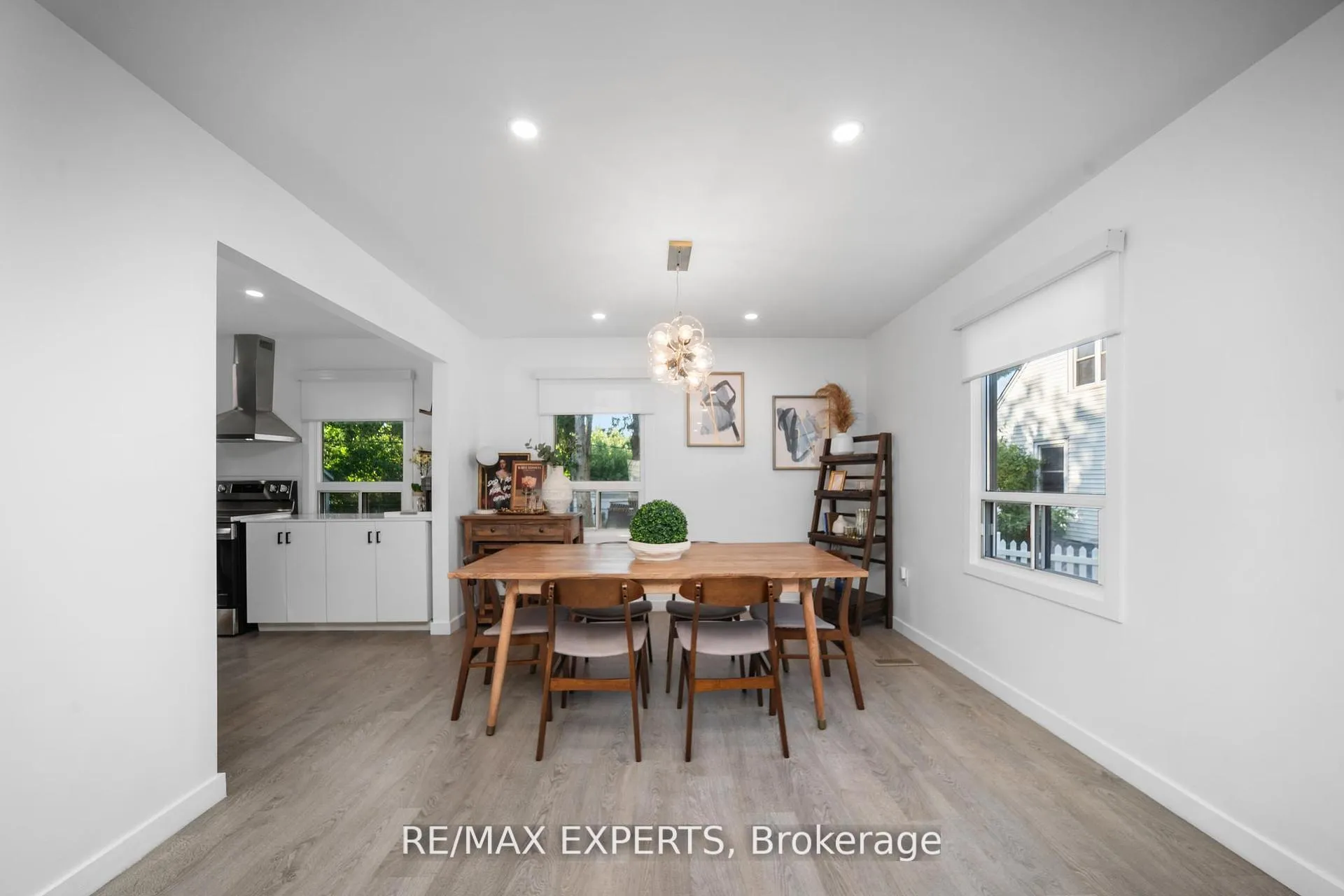 Photo 20 of 6 Mccallum Court, Etobicoke, Stonegate-Queensway — HOMEH