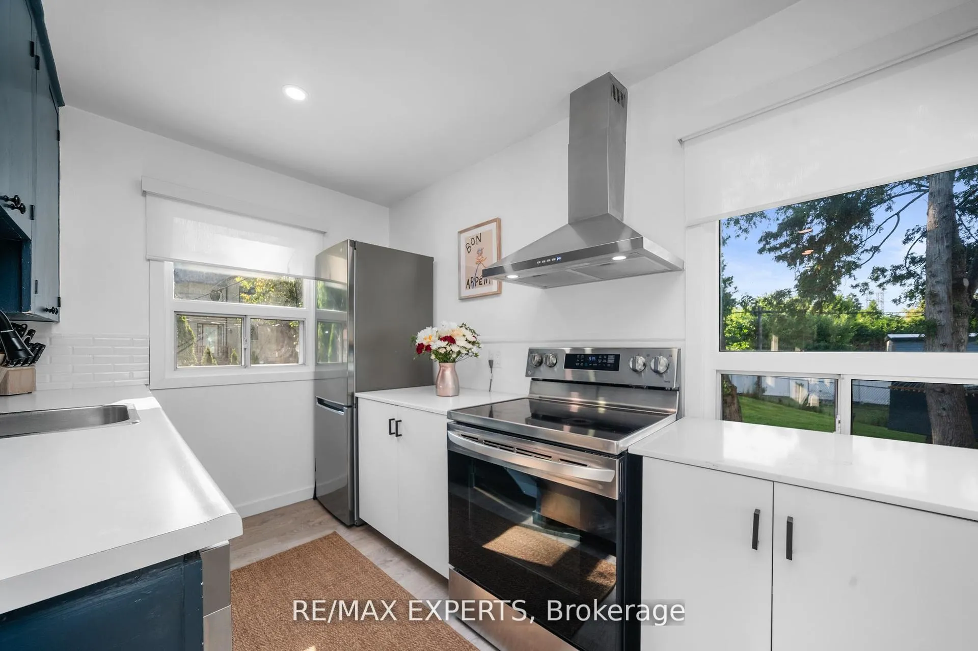 Photo 21 of 6 Mccallum Court, Etobicoke, Stonegate-Queensway — HOMEH