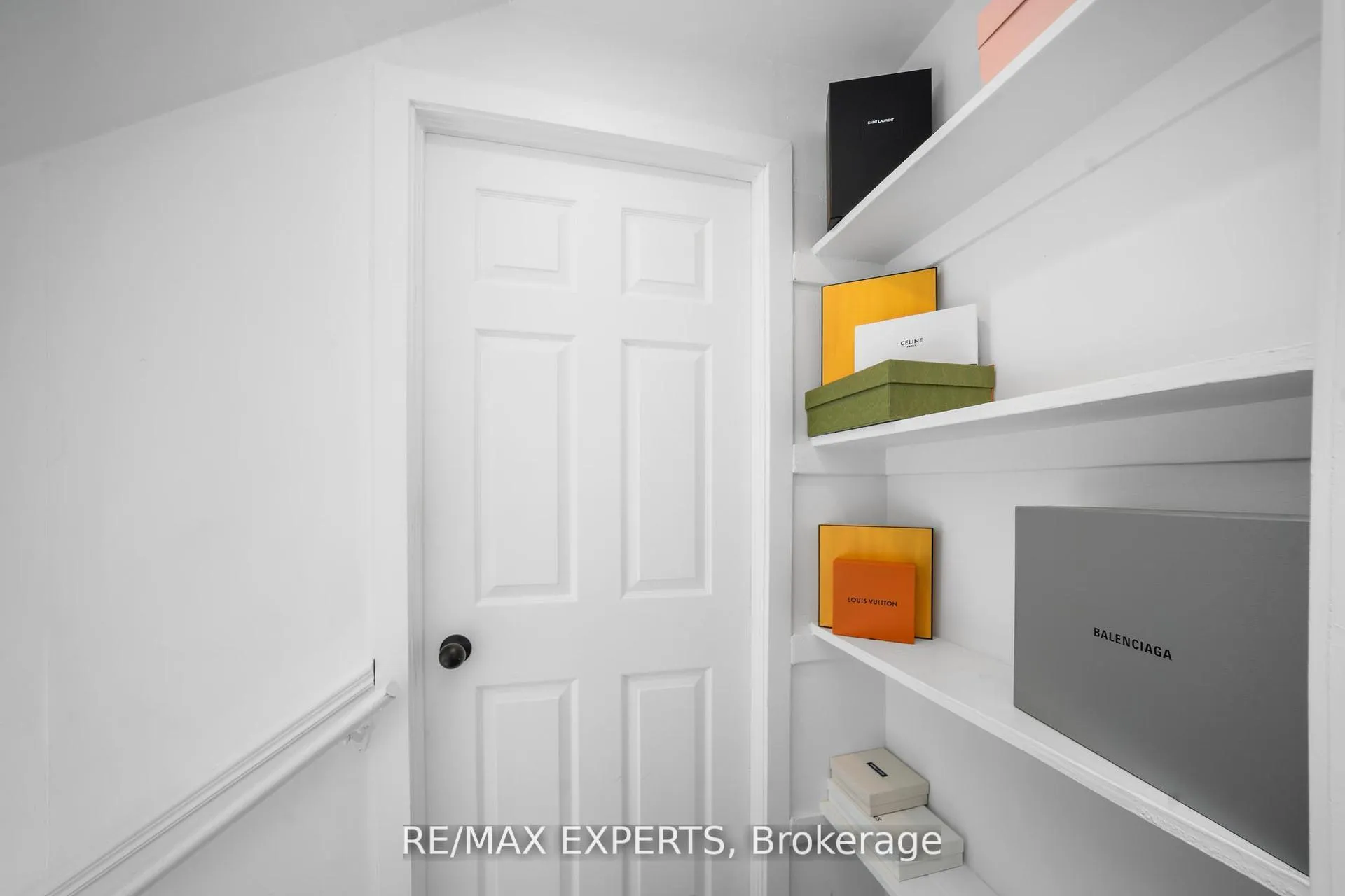 Photo 35 of 6 Mccallum Court, Etobicoke, Stonegate-Queensway — HOMEH