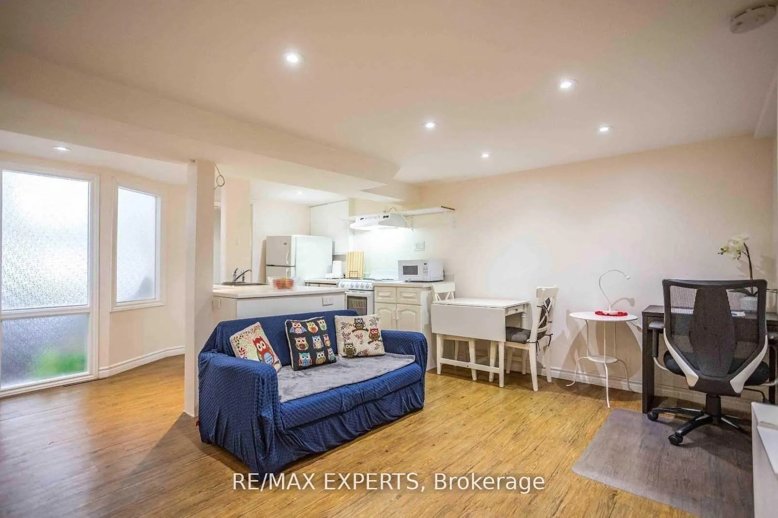 Photo 38 of 6 Mccallum Court, Etobicoke, Stonegate-Queensway — HOMEH