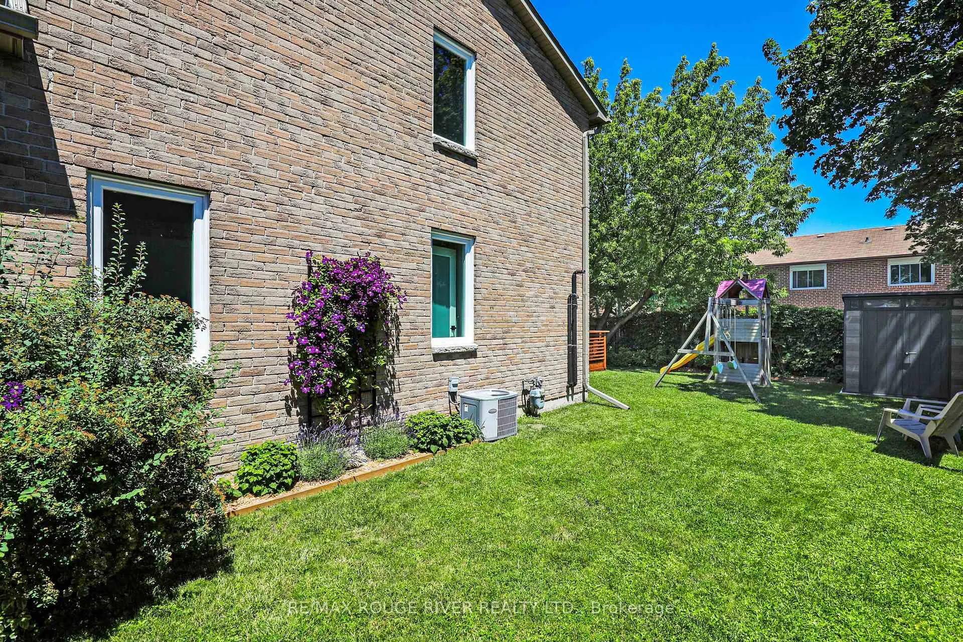 Photo 46 of 688 Beckworth Square, Pickering, Amberlea — HOMEH