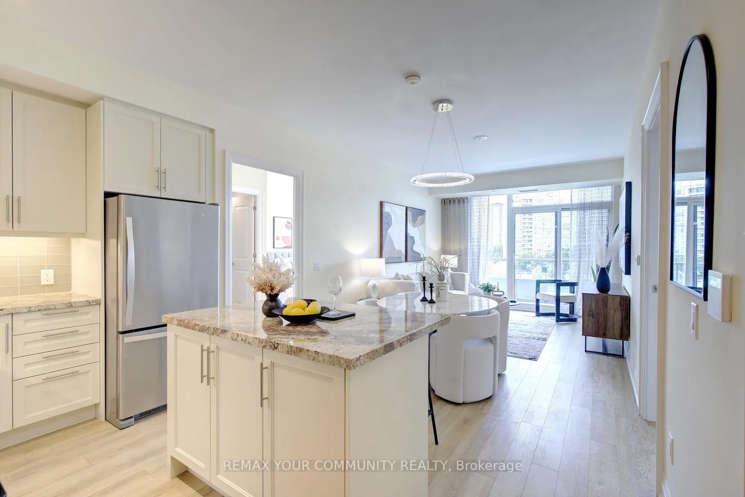 Photo 11 of Unit 22, 20 Gatineau Drive, Vaughan, Beverley Glen — HOMEH