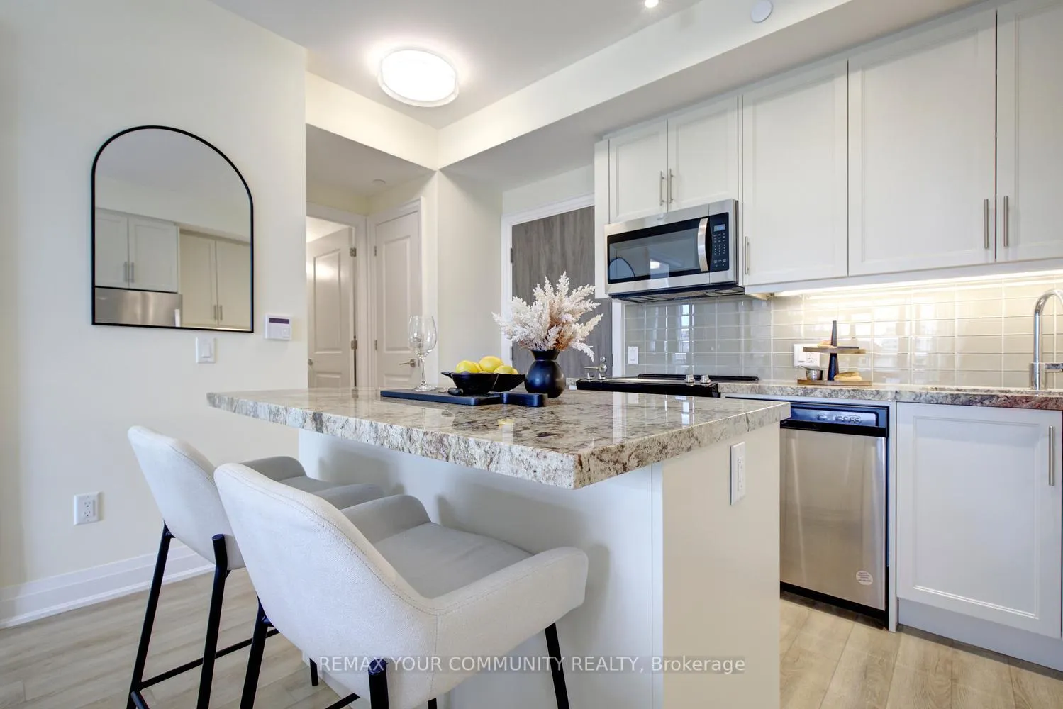 Photo 38 of Unit 22, 20 Gatineau Drive, Vaughan, Beverley Glen — HOMEH