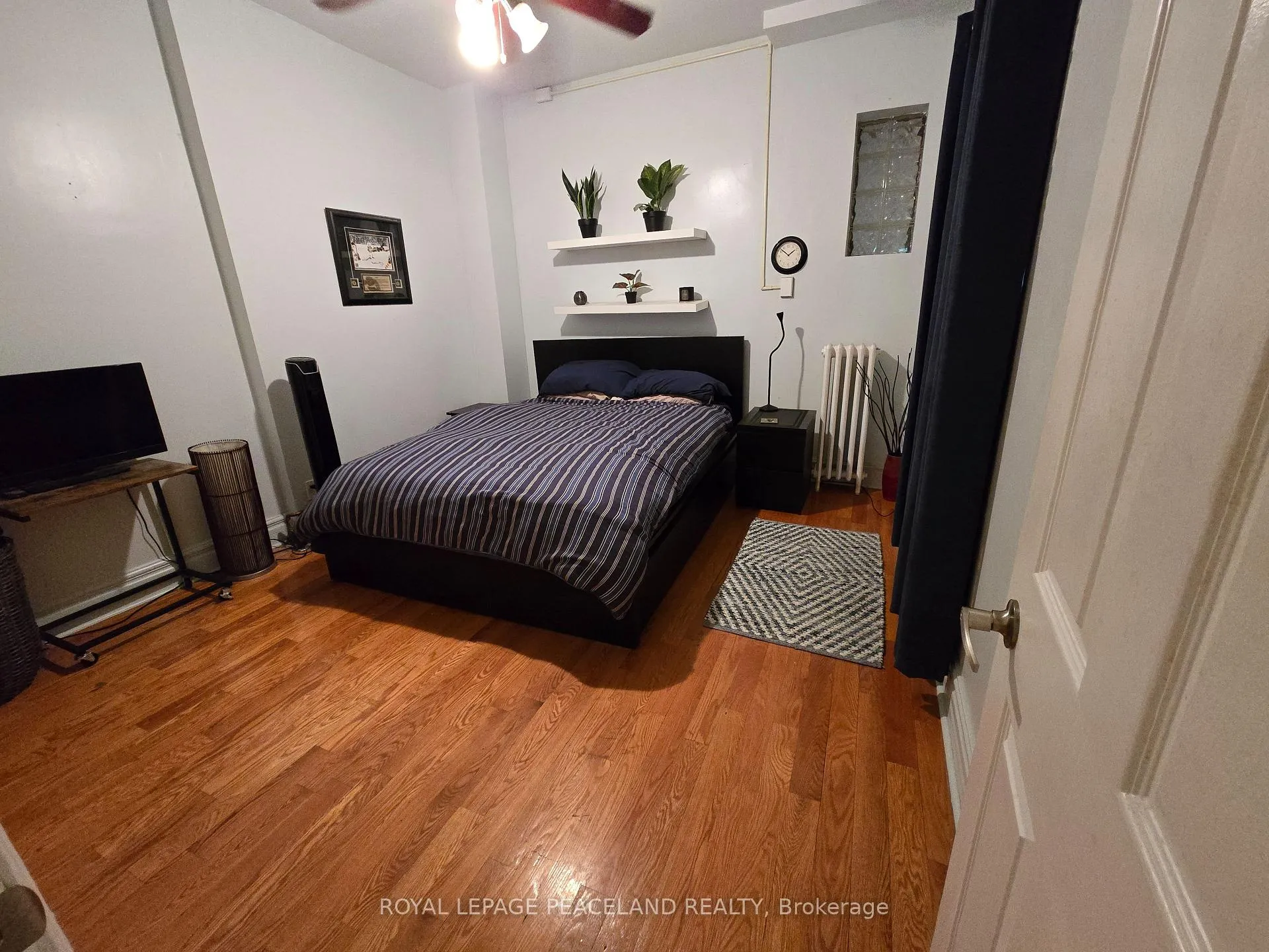 Photo 10 of Unit Main, 61 Madison Avenue, Toronto, The Annex — HOMEH