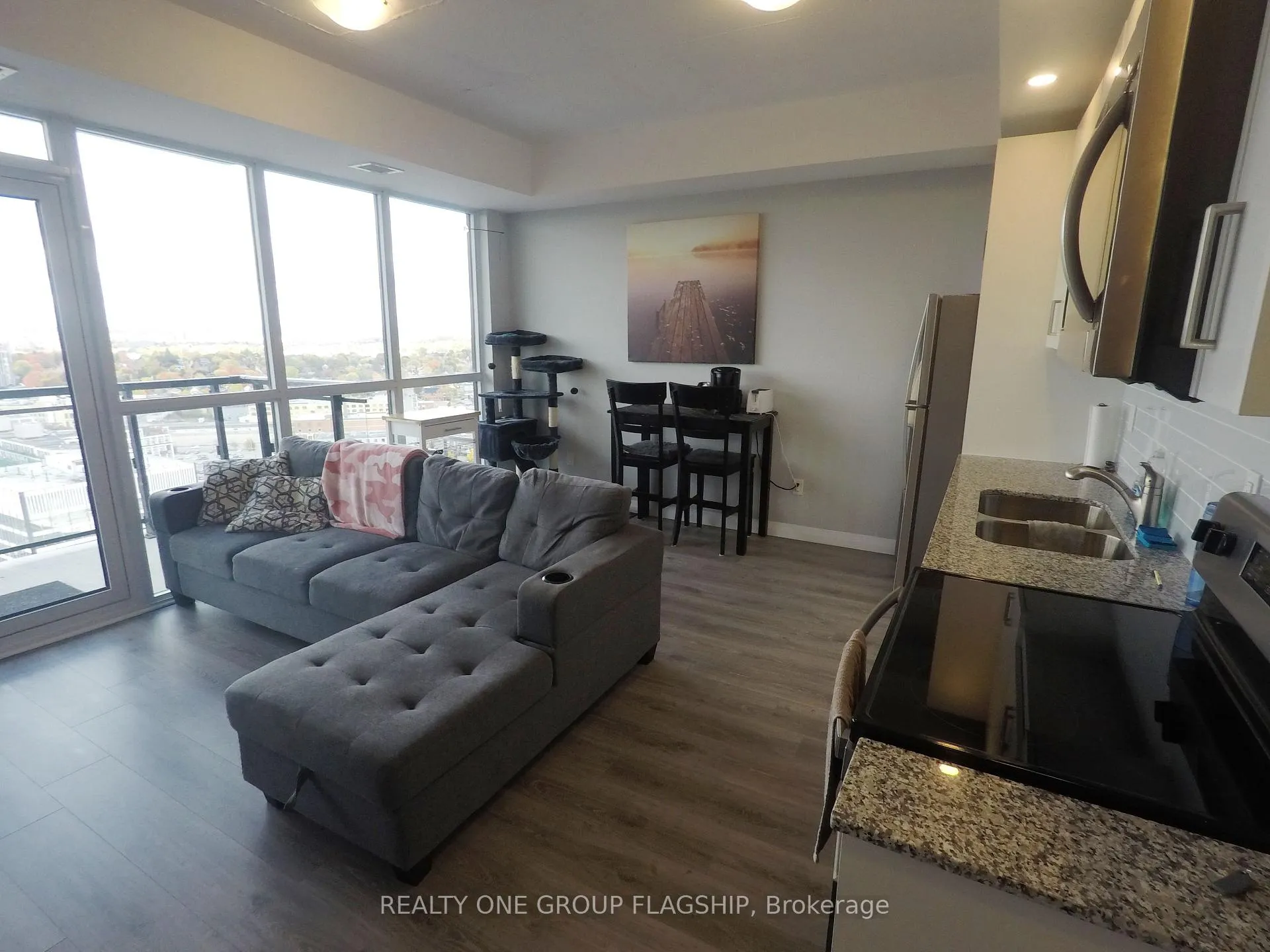 Photo 5 of 60 Charles Street, Kitchener, City Commercial Core — HOMEH