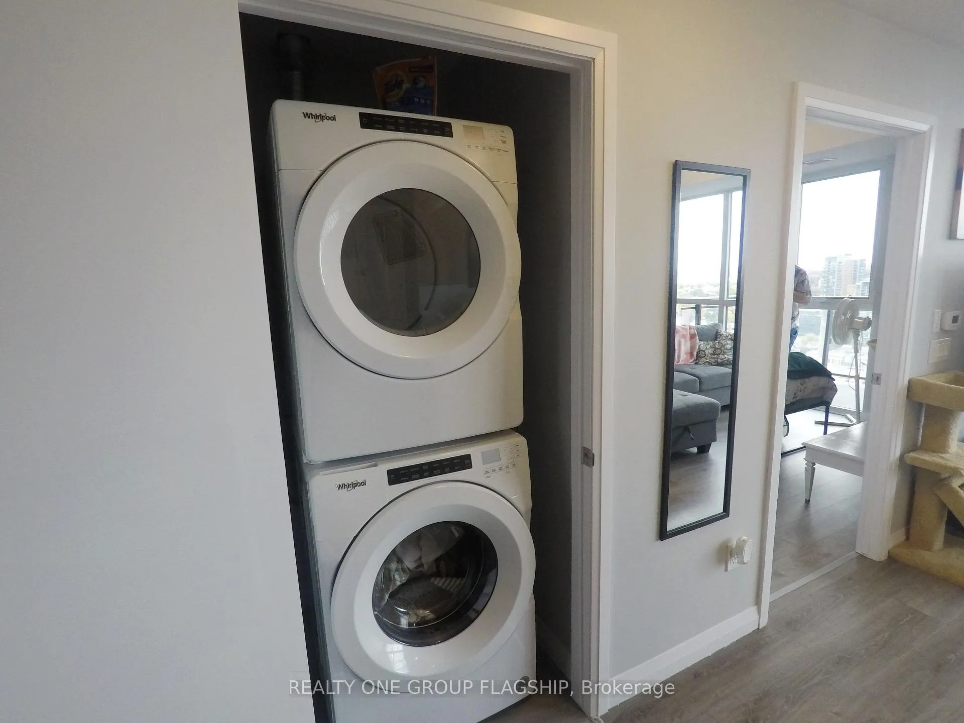 Photo 10 of 60 Charles Street, Kitchener, City Commercial Core — HOMEH