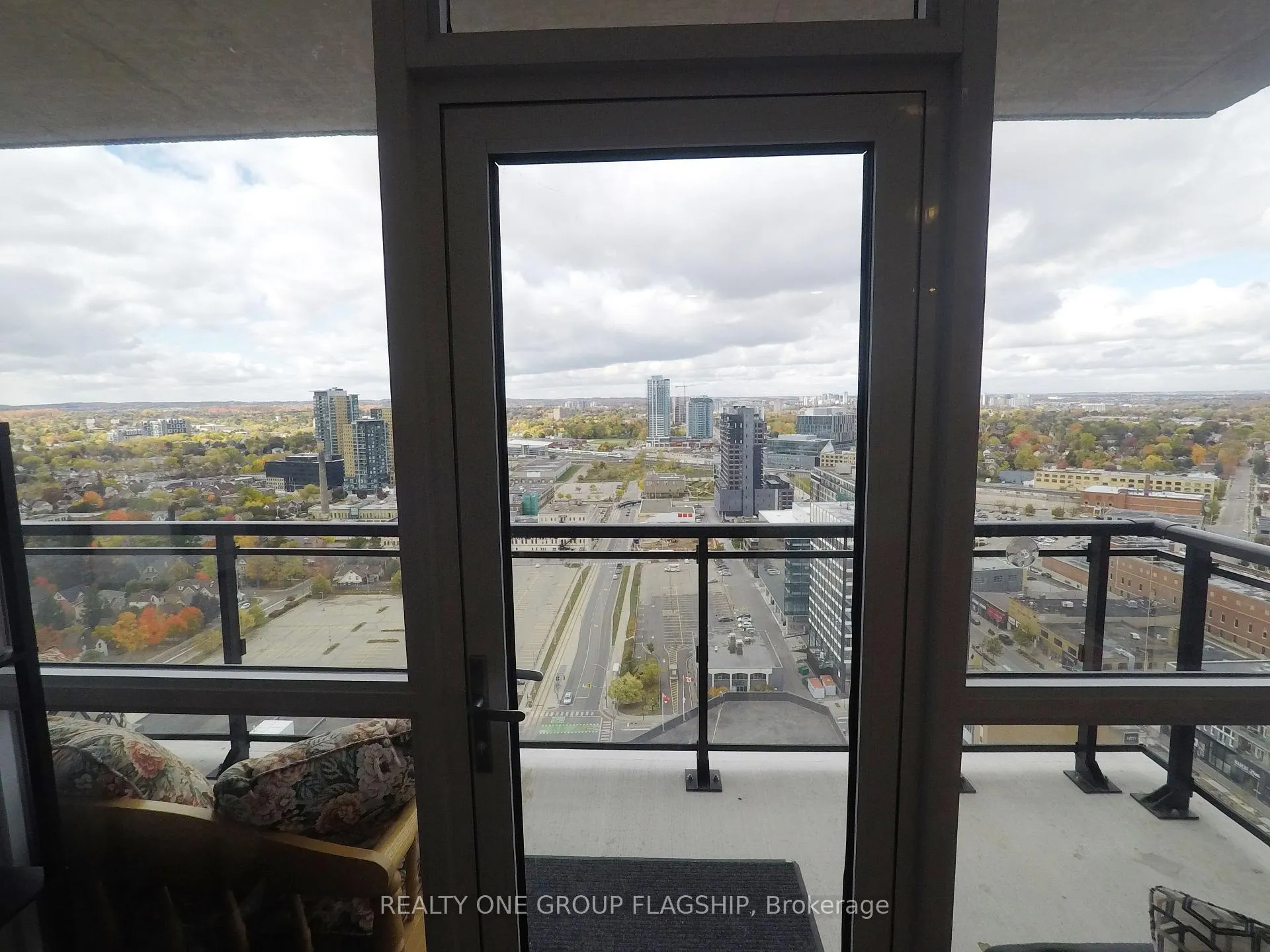 Photo 15 of 60 Charles Street, Kitchener, City Commercial Core — HOMEH