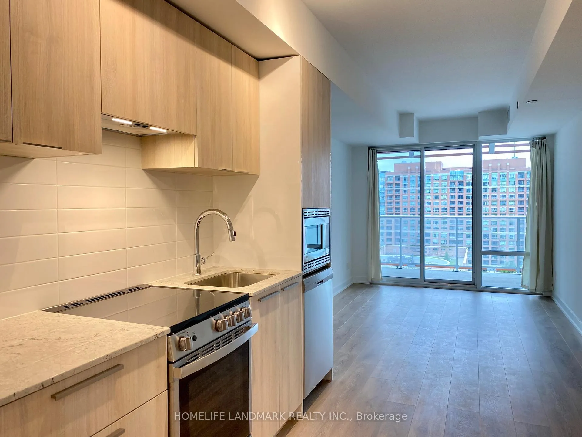 Photo 4 of Unit 1006, 18 Maitland Terrace, Toronto, Church-Yonge Corridor — HOMEH