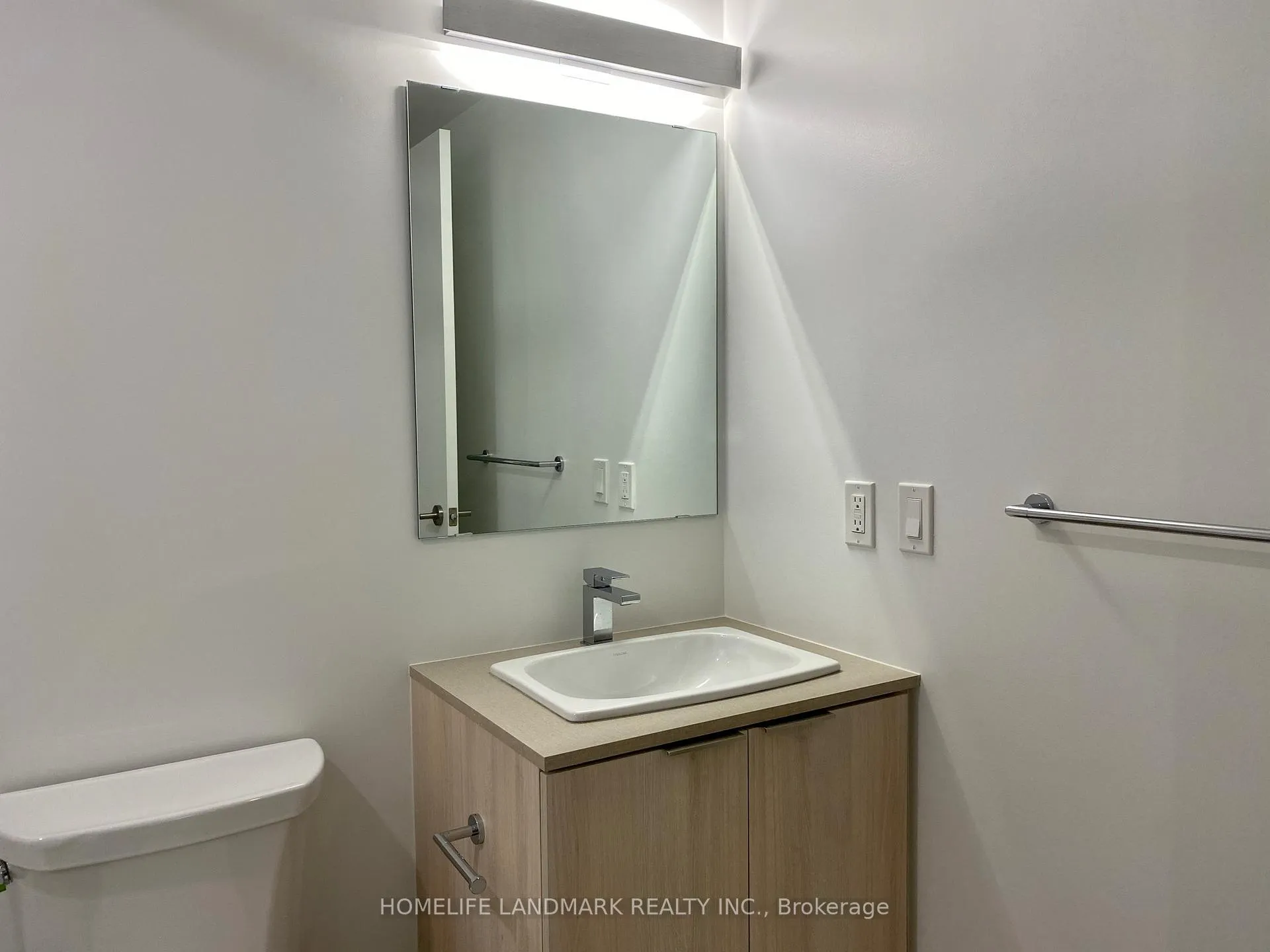 Photo 7 of Unit 1006, 18 Maitland Terrace, Toronto, Church-Yonge Corridor — HOMEH