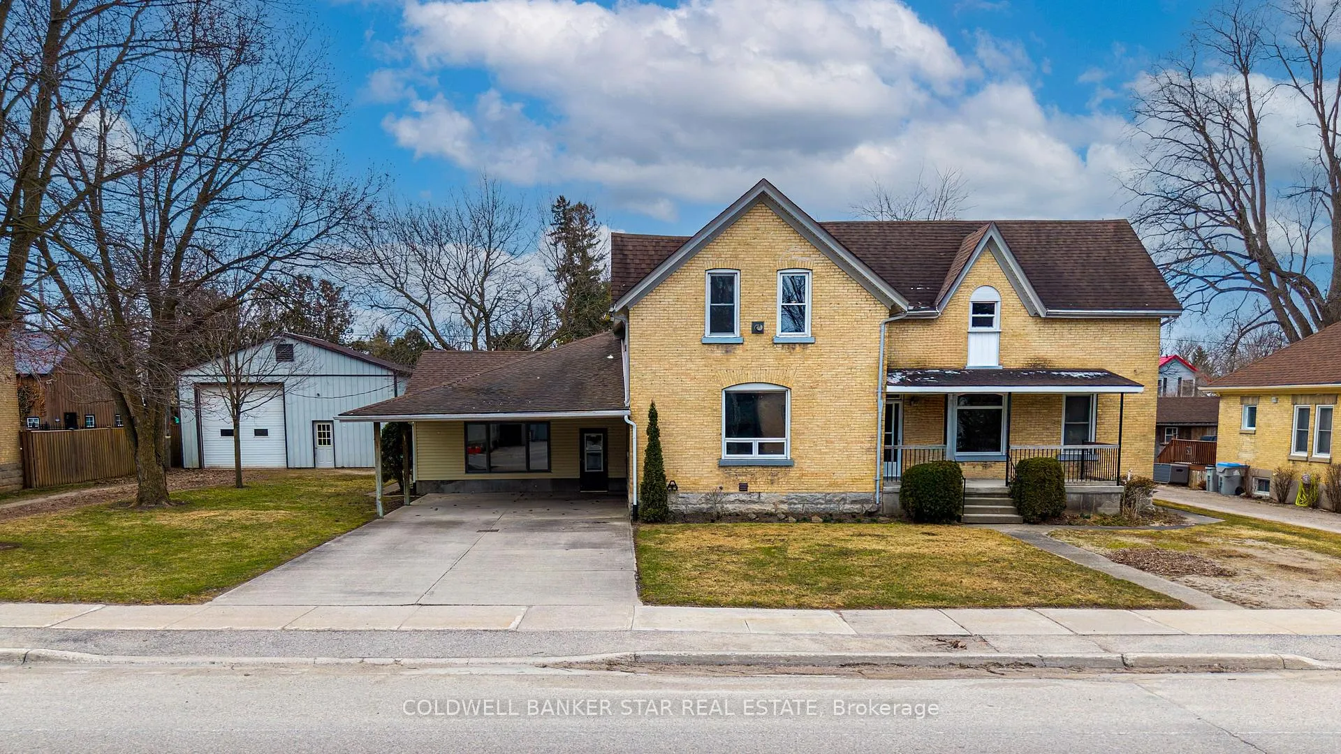 Photo 1 of 179 Main Street, North Middlesex, Ailsa Craig — HOMEH