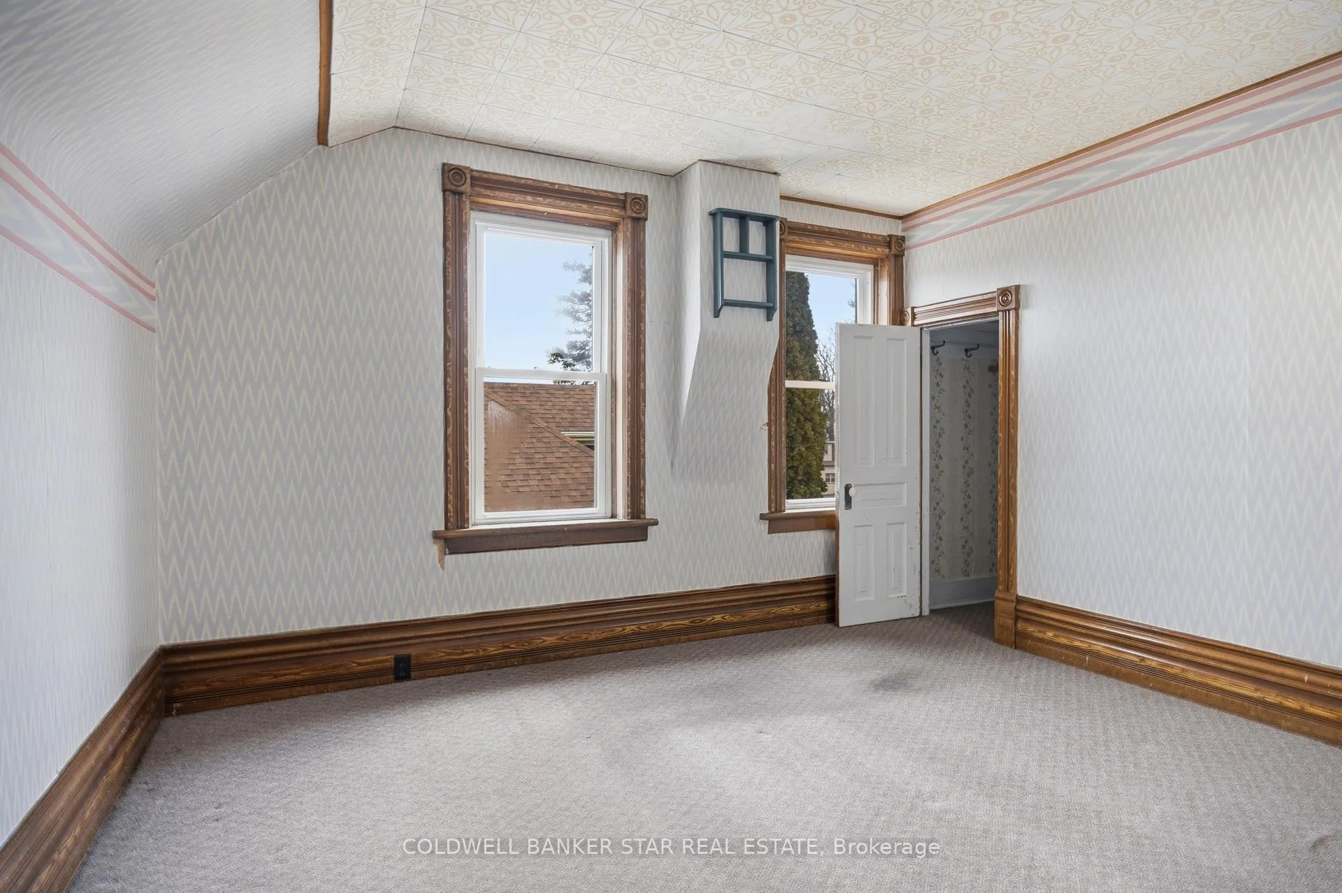 Photo 24 of 179 Main Street, North Middlesex, Ailsa Craig — HOMEH