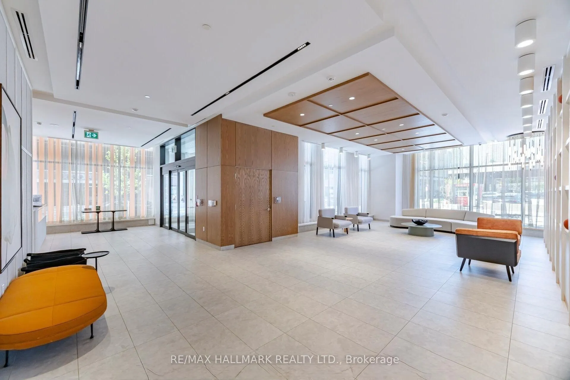 Photo 8 of Unit 407, 15 Richardson Street, Toronto, Waterfront Communities — HOMEH