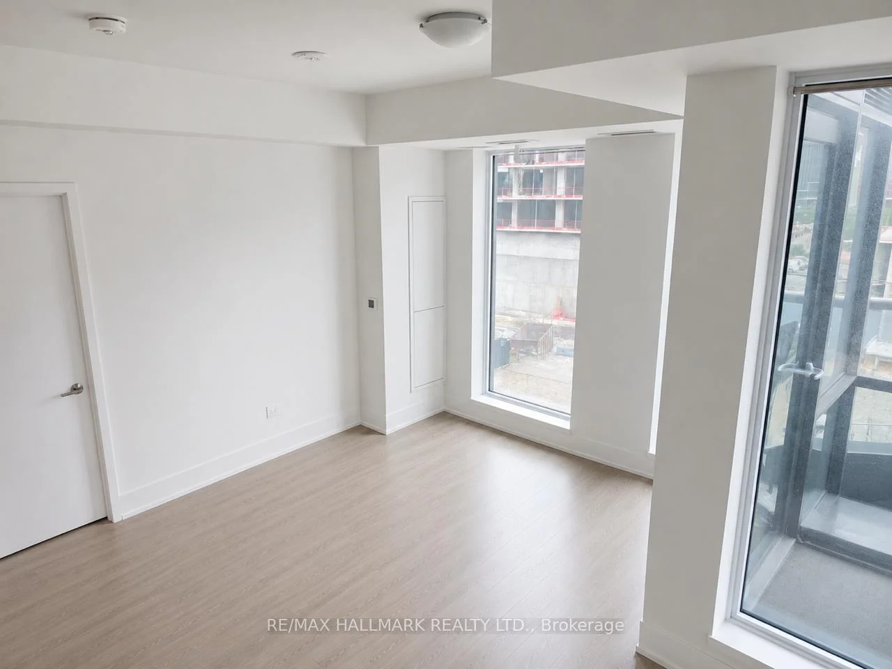 Photo 16 of Unit 407, 15 Richardson Street, Toronto, Waterfront Communities — HOMEH