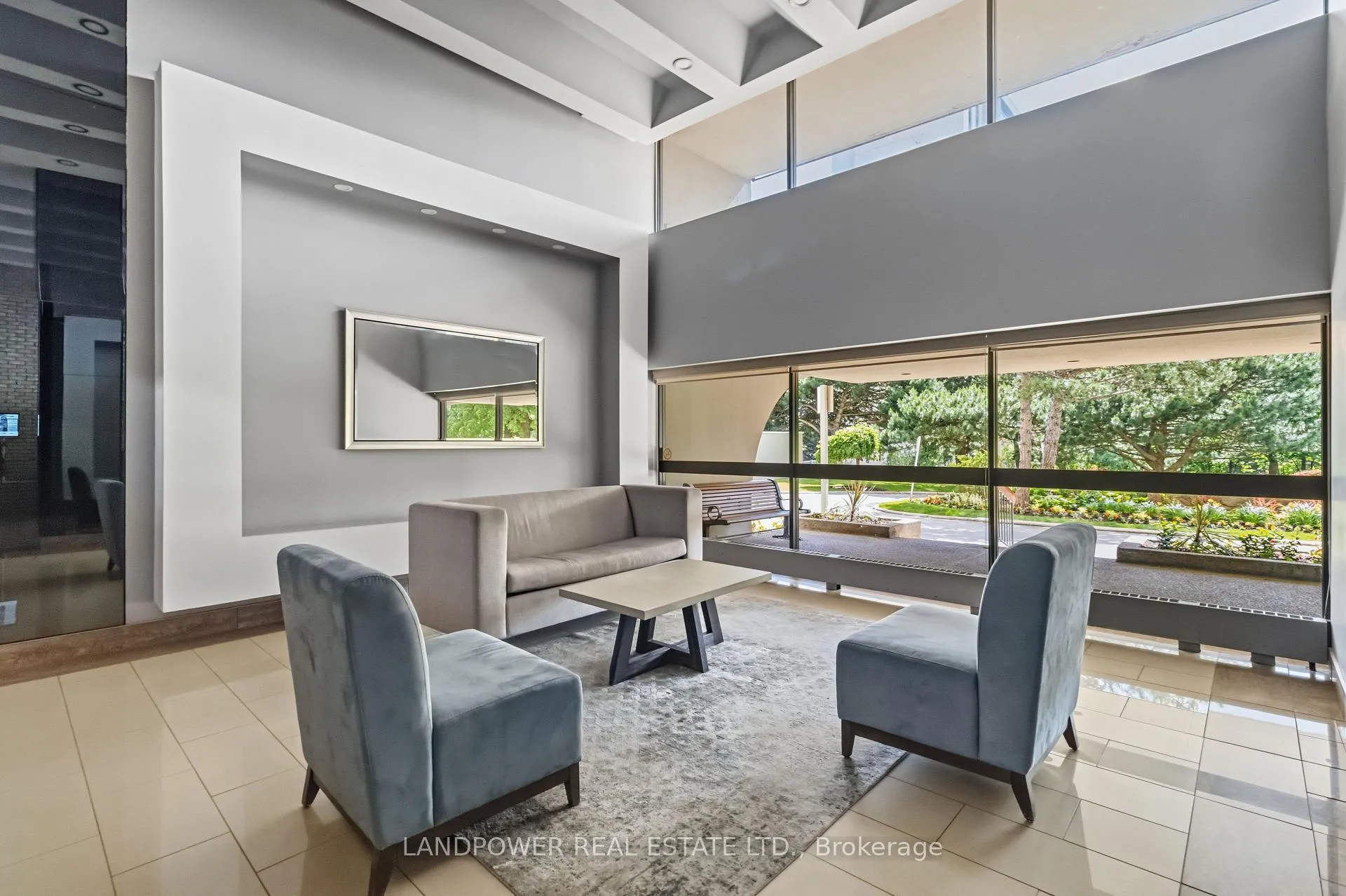 Photo 5 of Unit PH 14, 350 Seneca Hill Drive, North York, Don Valley Village — HOMEH