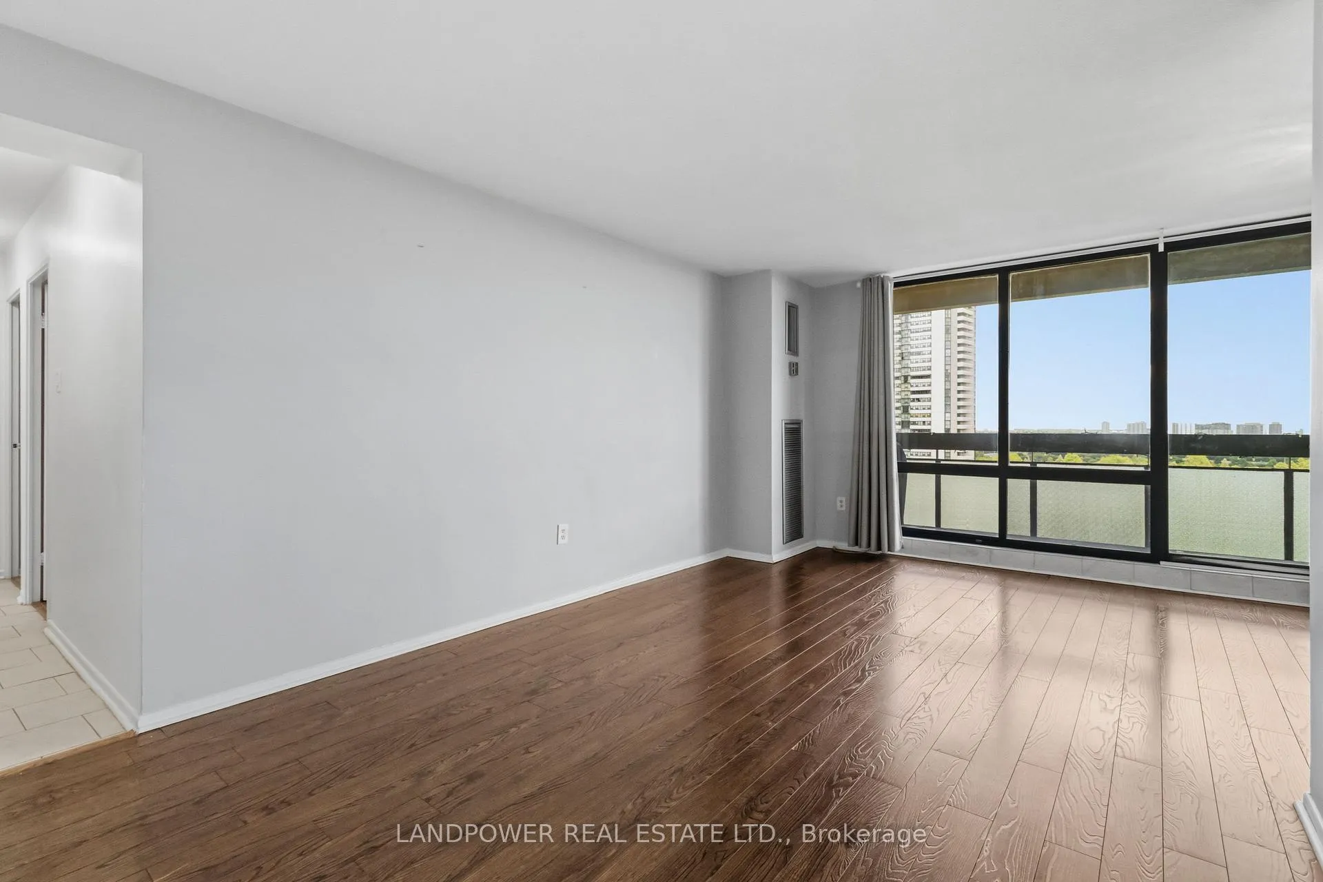 Photo 8 of Unit PH 14, 350 Seneca Hill Drive, North York, Don Valley Village — HOMEH