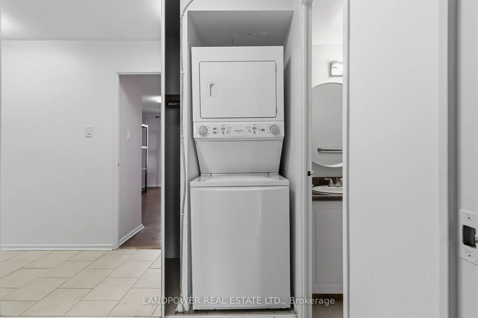 Photo 15 of Unit PH 14, 350 Seneca Hill Drive, North York, Don Valley Village — HOMEH