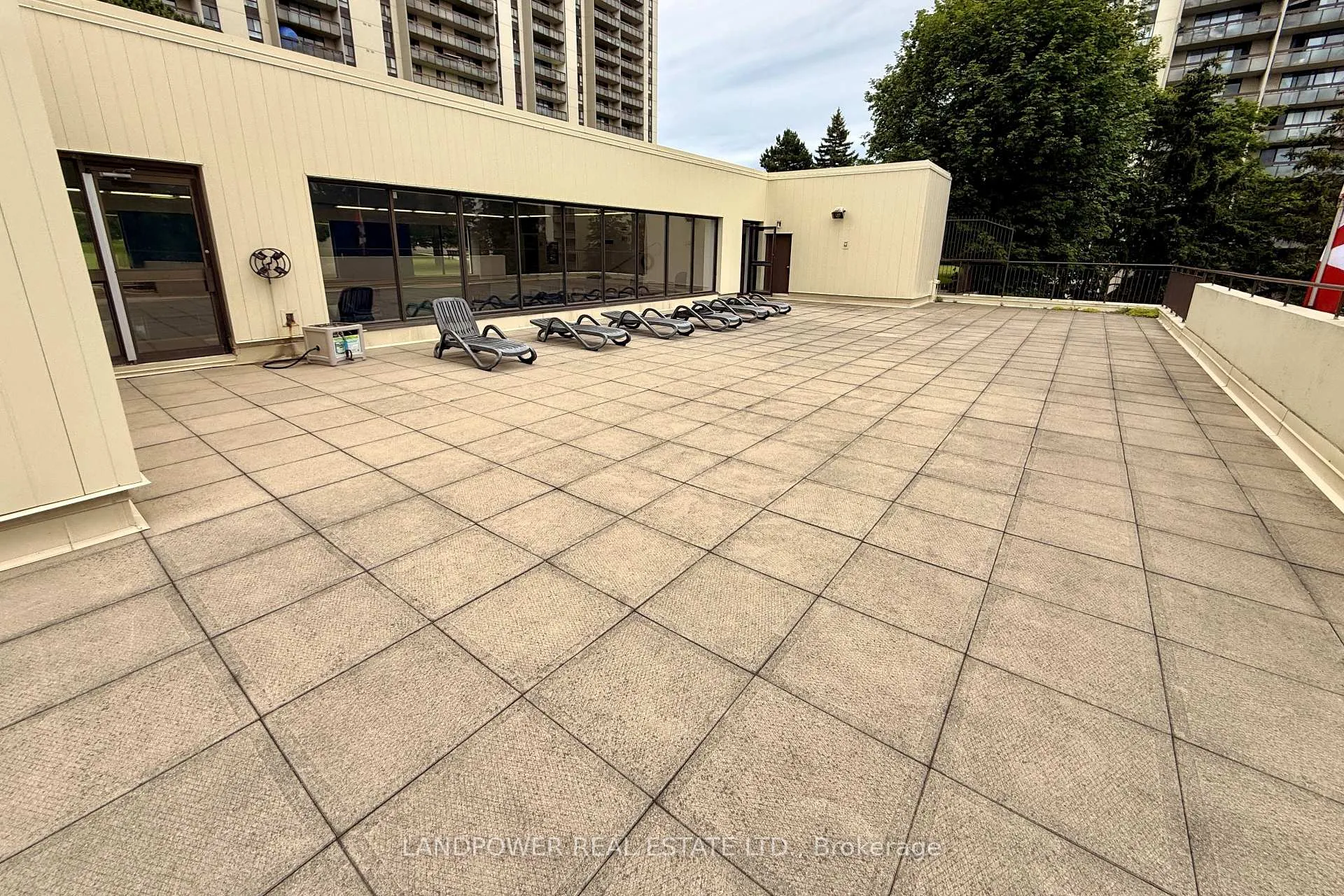 Photo 22 of Unit PH 14, 350 Seneca Hill Drive, North York, Don Valley Village — HOMEH