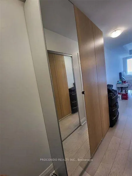 Photo 6 of Unit 2307, 1080 Bay Street, Toronto, Bay Street Corridor — HOMEH