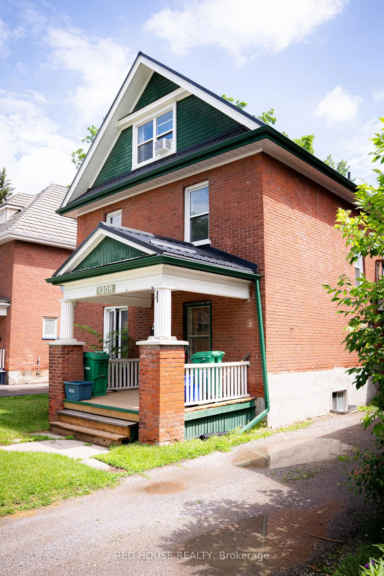 Photo 2 of 1306 Monaghan Road, Peterborough, Town Ward 3 — HOMEH