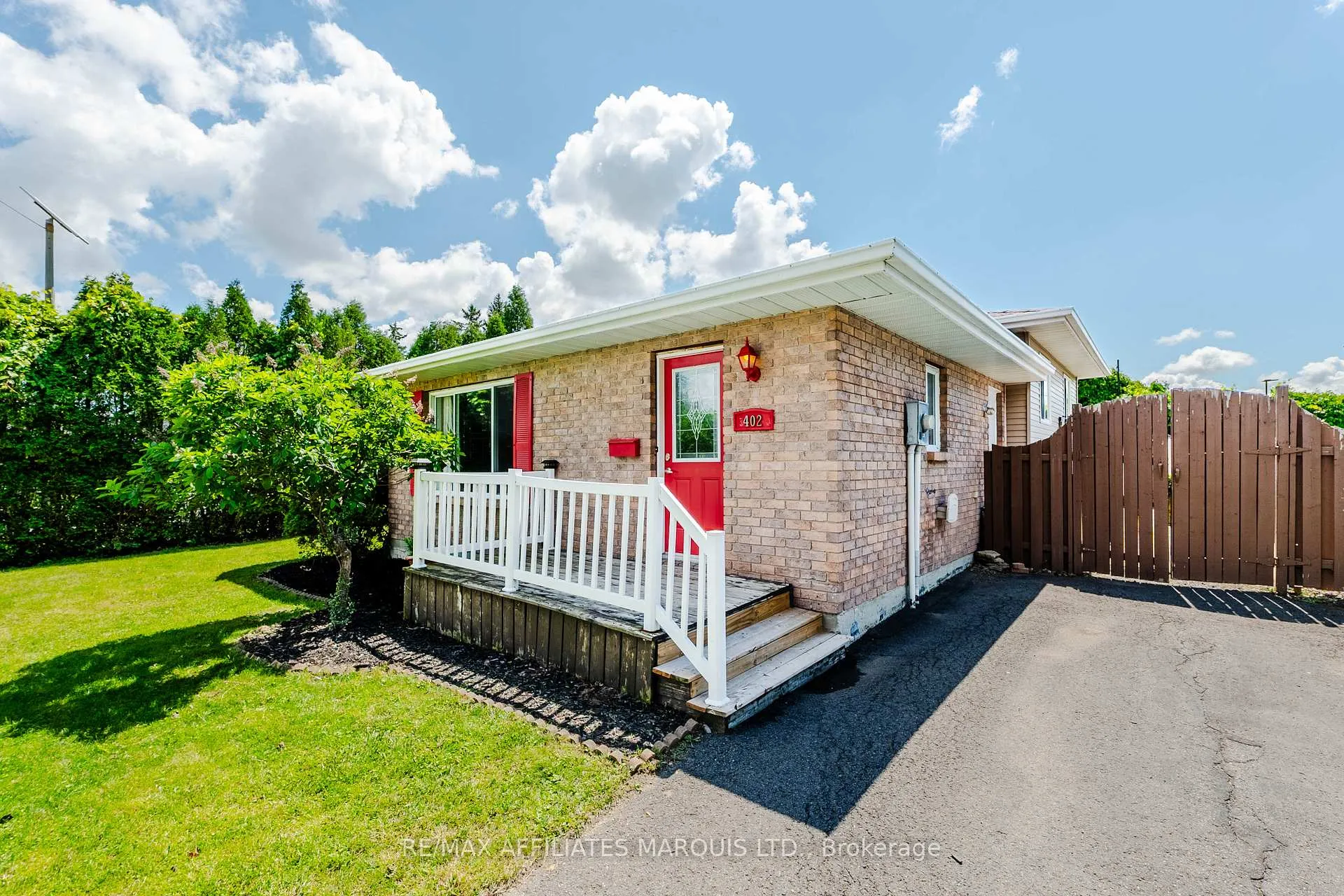 Photo 2 of 402 Cline Avenue, Cornwall, Cornwall — HOMEH