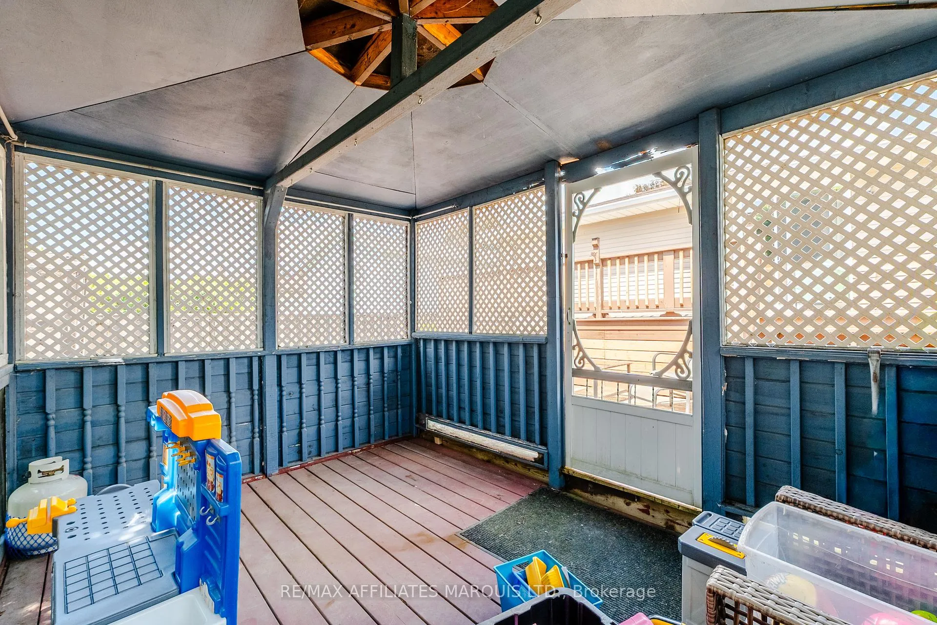 Photo 47 of 402 Cline Avenue, Cornwall, Cornwall — HOMEH