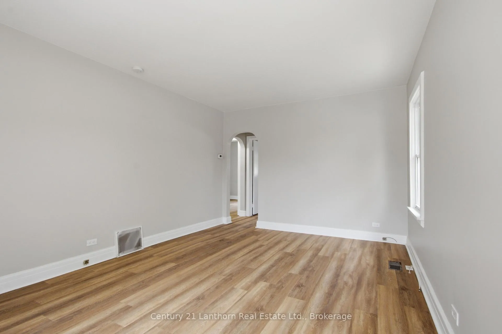 Photo 6 of 151 Hastings Drive, Belleville, Belleville Ward — HOMEH