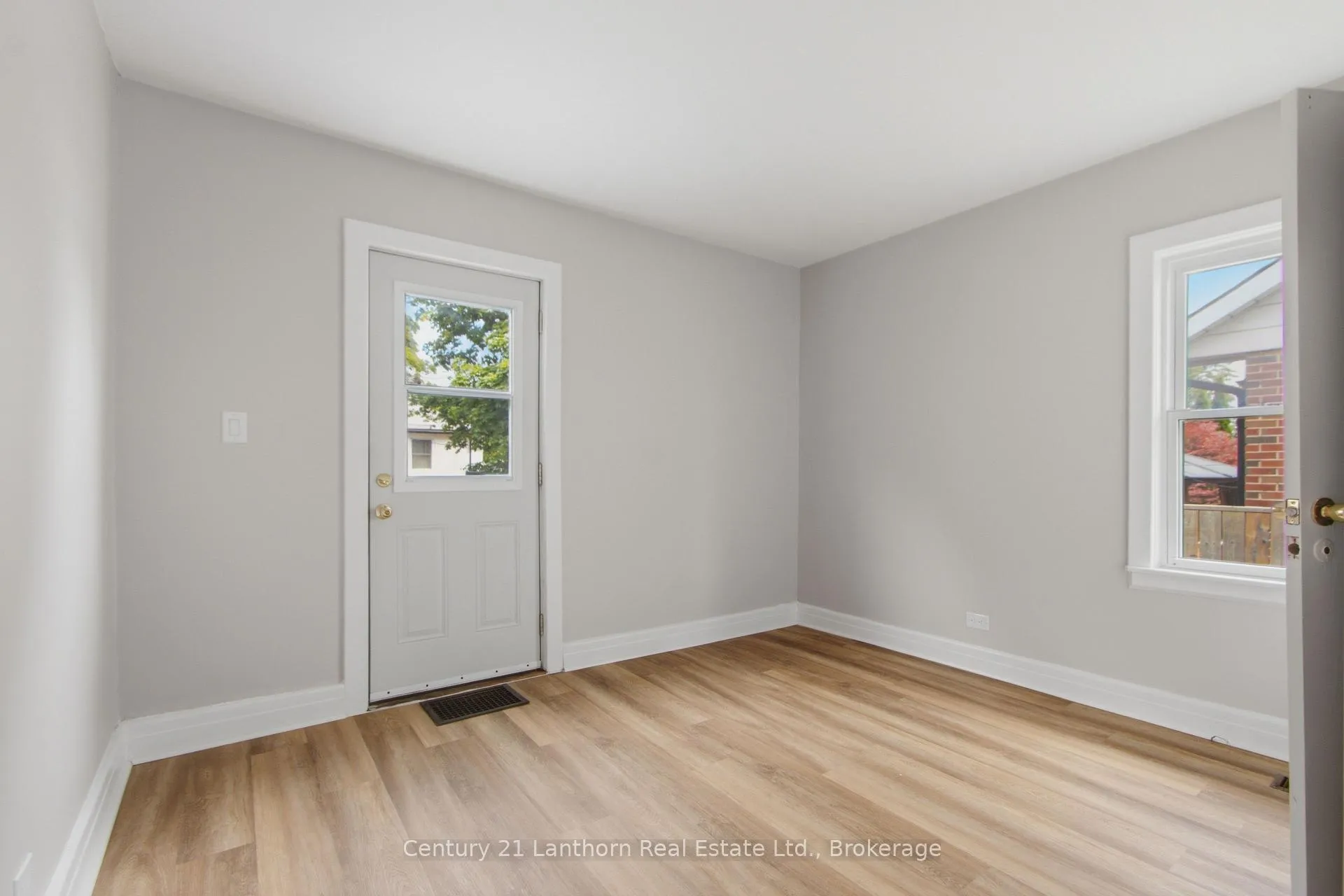 Photo 14 of 151 Hastings Drive, Belleville, Belleville Ward — HOMEH