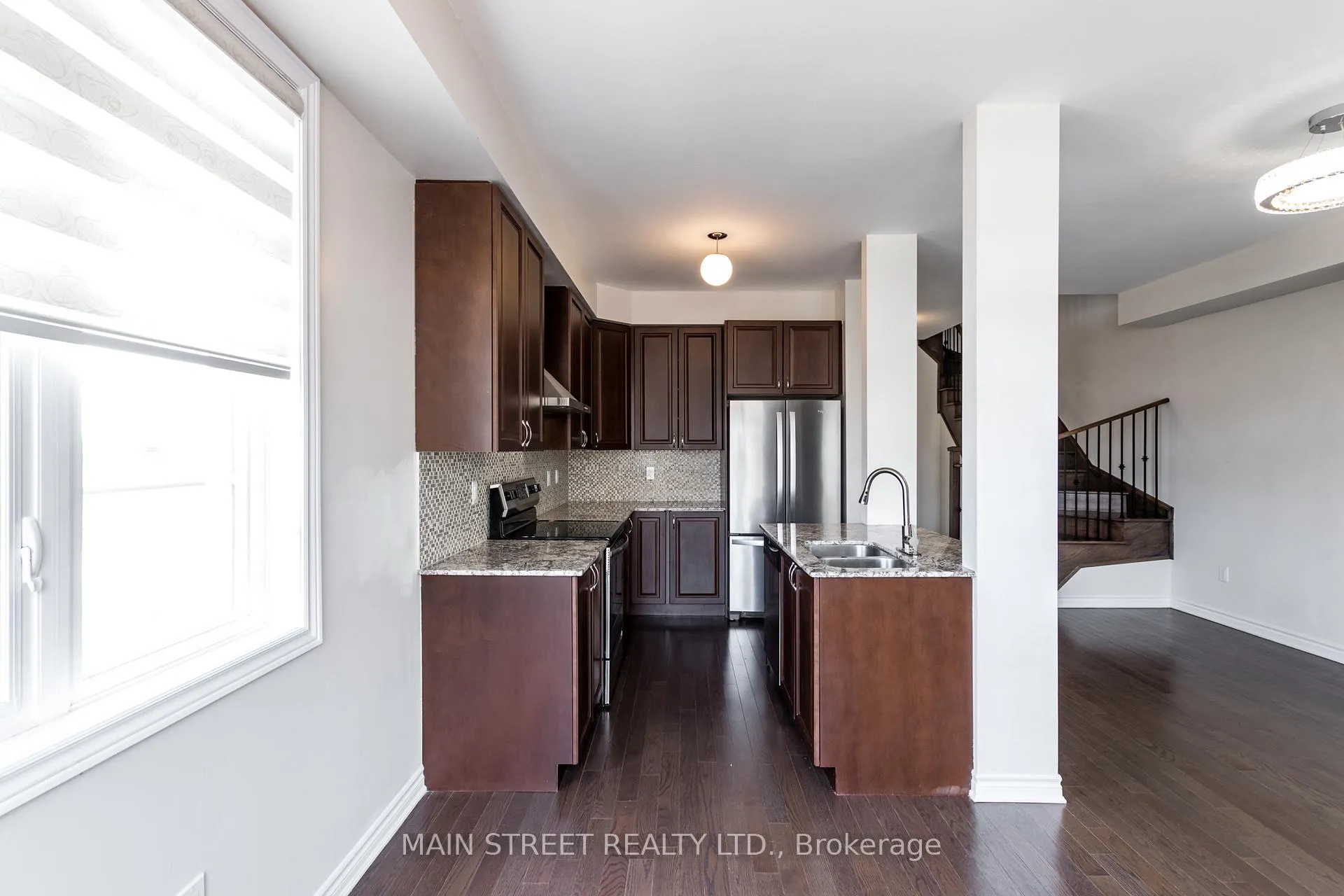 Photo 11 of 114 Sandwell Street, Vaughan, Vellore Village — HOMEH