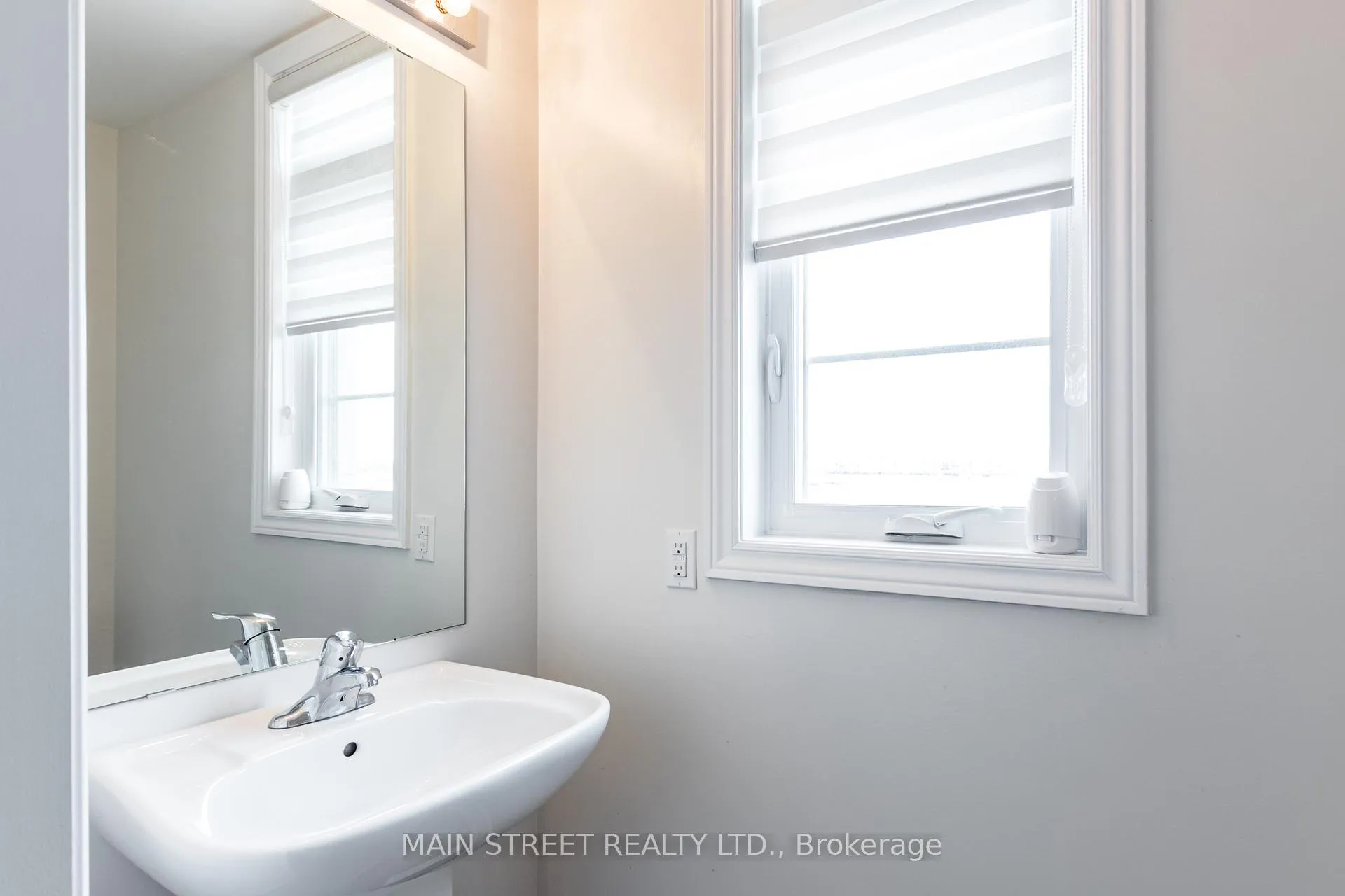 Photo 16 of 114 Sandwell Street, Vaughan, Vellore Village — HOMEH