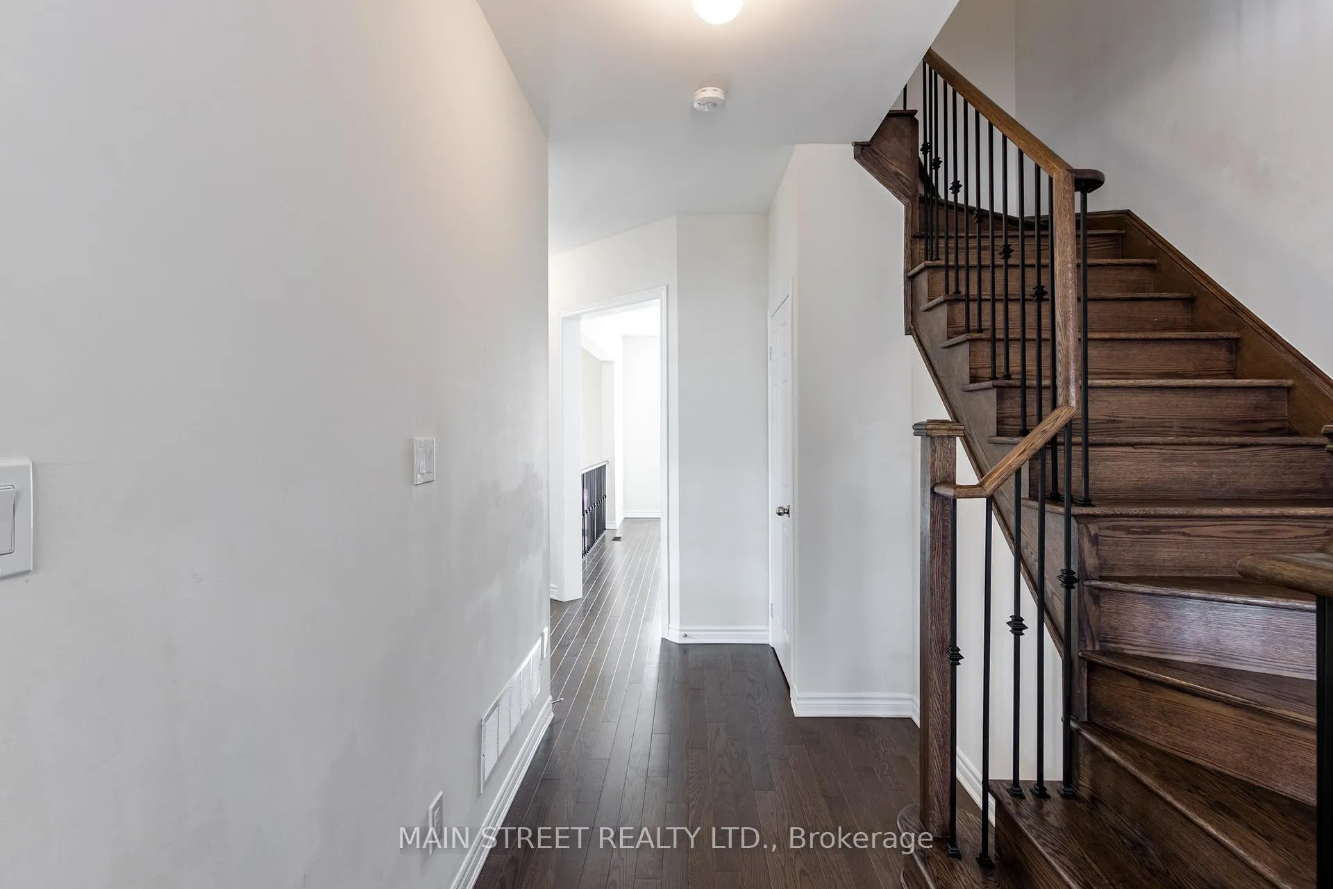 Photo 17 of 114 Sandwell Street, Vaughan, Vellore Village — HOMEH