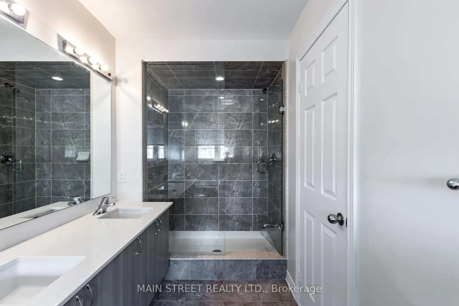 Photo 21 of 114 Sandwell Street, Vaughan, Vellore Village — HOMEH