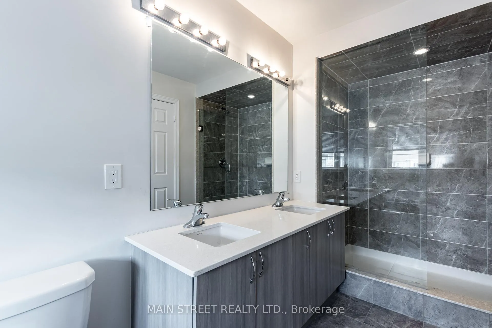 Photo 22 of 114 Sandwell Street, Vaughan, Vellore Village — HOMEH