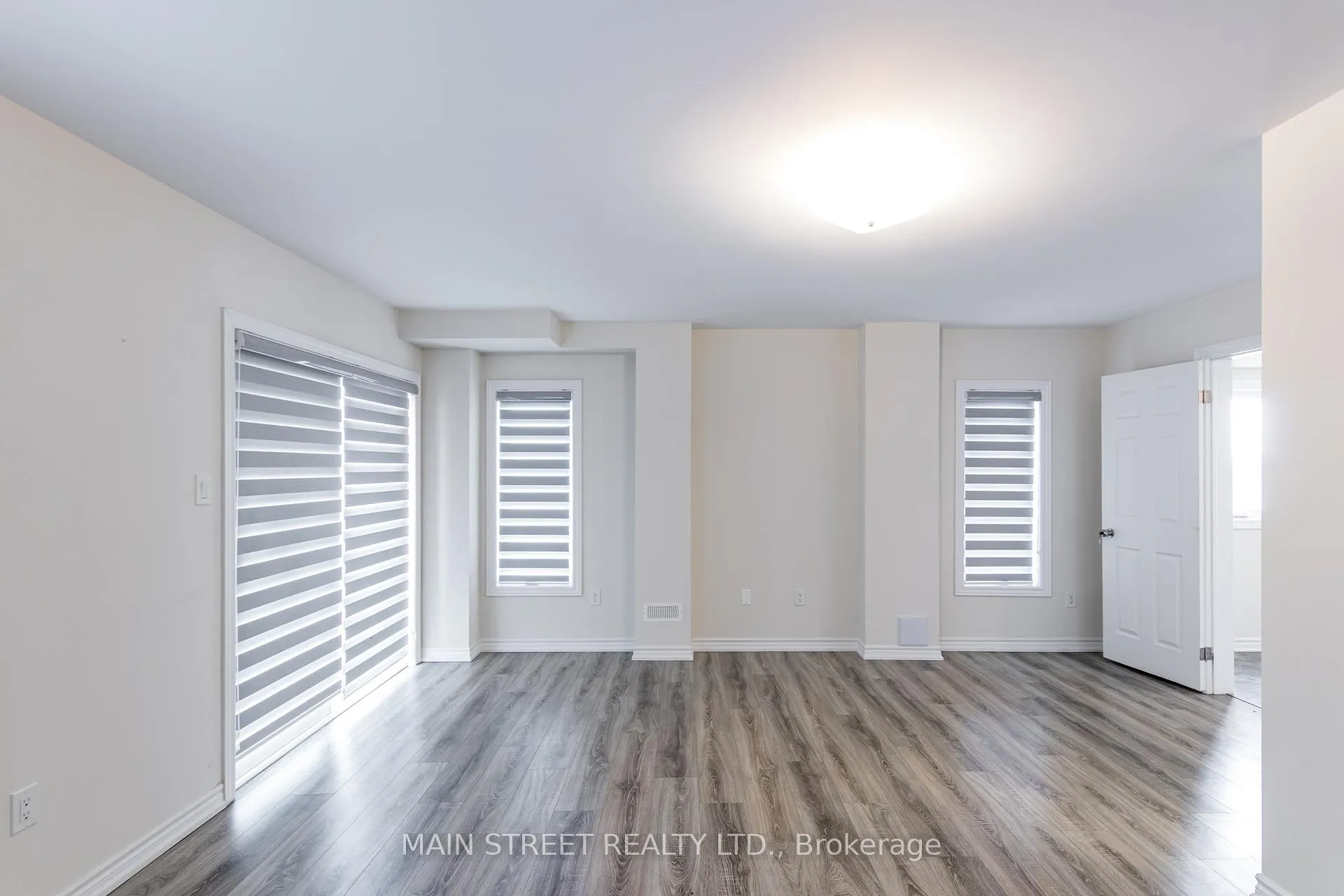 Photo 30 of 114 Sandwell Street, Vaughan, Vellore Village — HOMEH