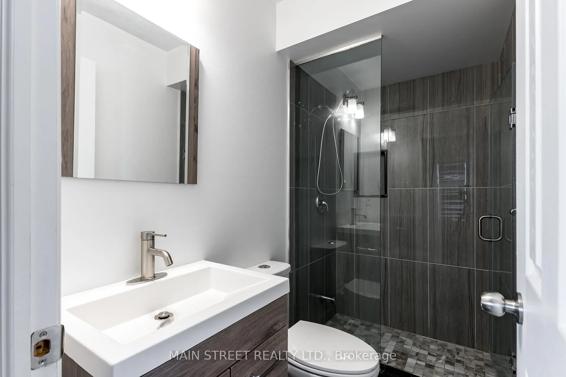 Photo 33 of 114 Sandwell Street, Vaughan, Vellore Village — HOMEH