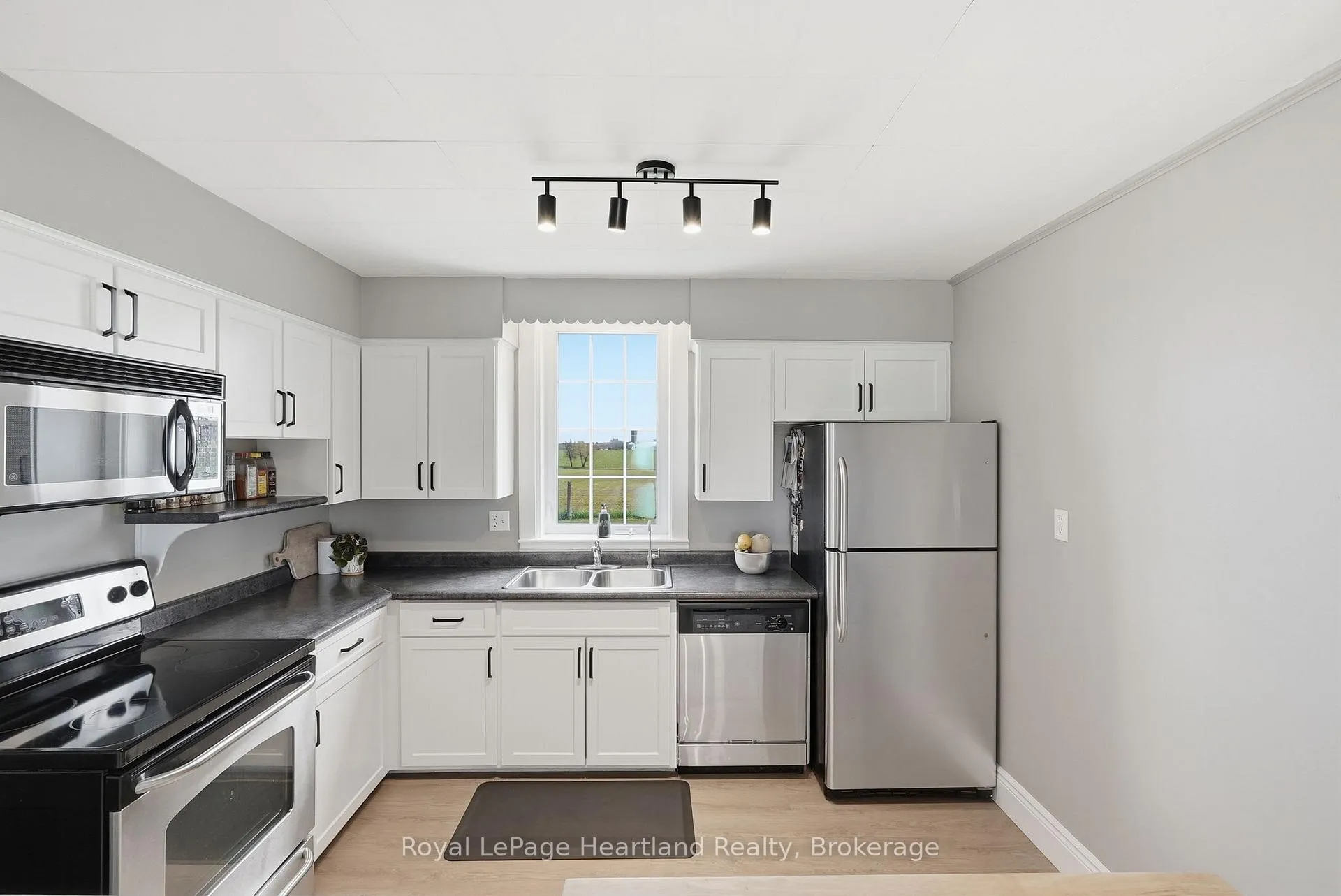 Photo 18 of 42148 Salem Road, Morris Turnberry, Turnberry — HOMEH