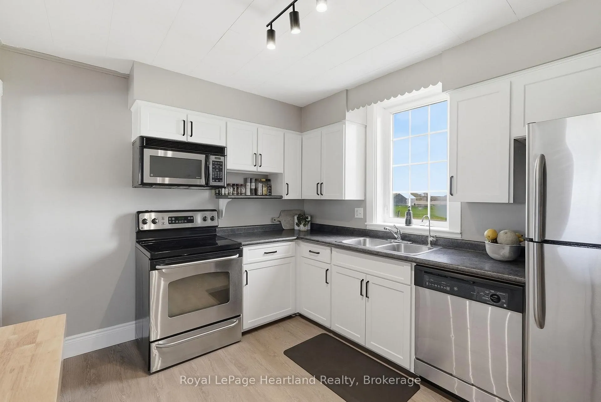 Photo 20 of 42148 Salem Road, Morris Turnberry, Turnberry — HOMEH