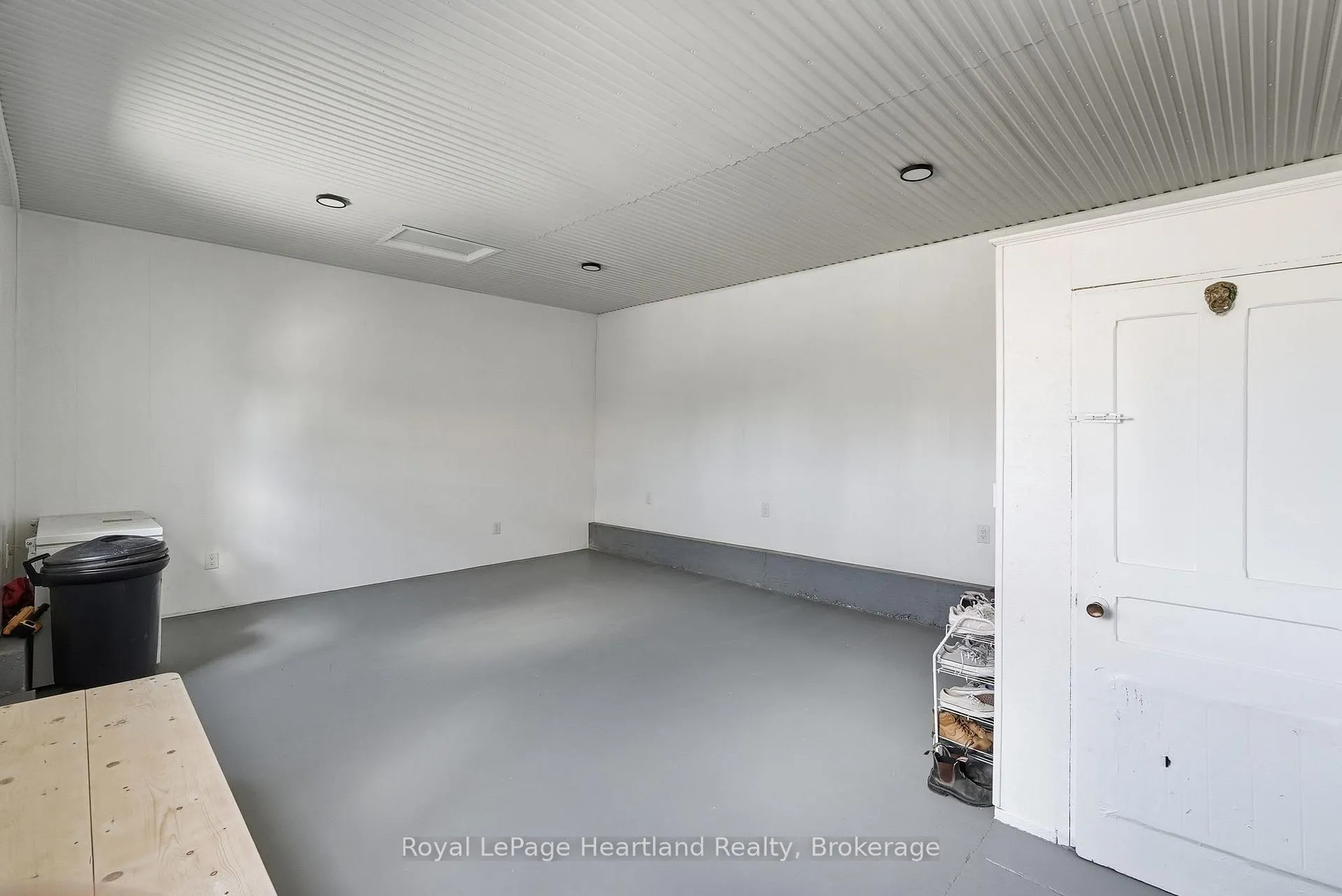 Photo 29 of 42148 Salem Road, Morris Turnberry, Turnberry — HOMEH