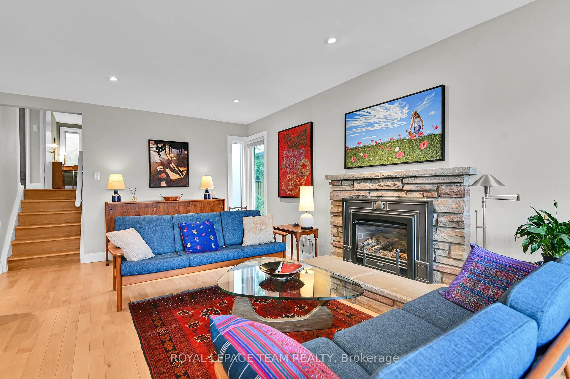 Photo 5 of 2186 Valley Drive, Ottawa, Elmvale Acres/Urbandale — HOMEH