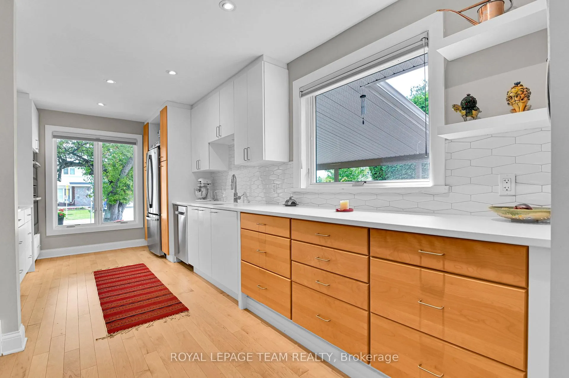 Photo 9 of 2186 Valley Drive, Ottawa, Elmvale Acres/Urbandale — HOMEH