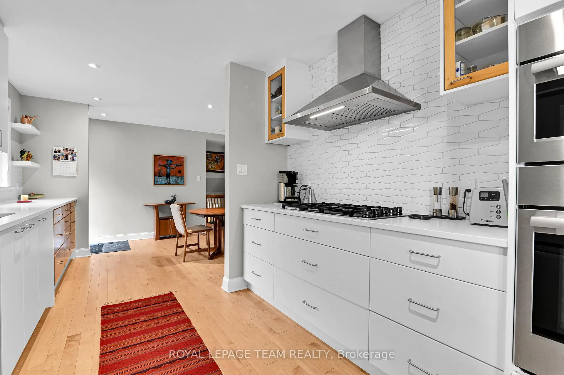 Photo 12 of 2186 Valley Drive, Ottawa, Elmvale Acres/Urbandale — HOMEH