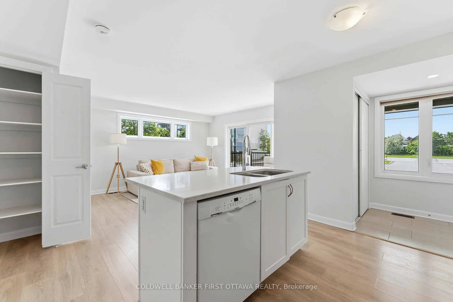 Photo 10 of Unit 16, 415A Eldorado Private, Ottawa, Kanata - Morgan's Grant/South March — HOMEH