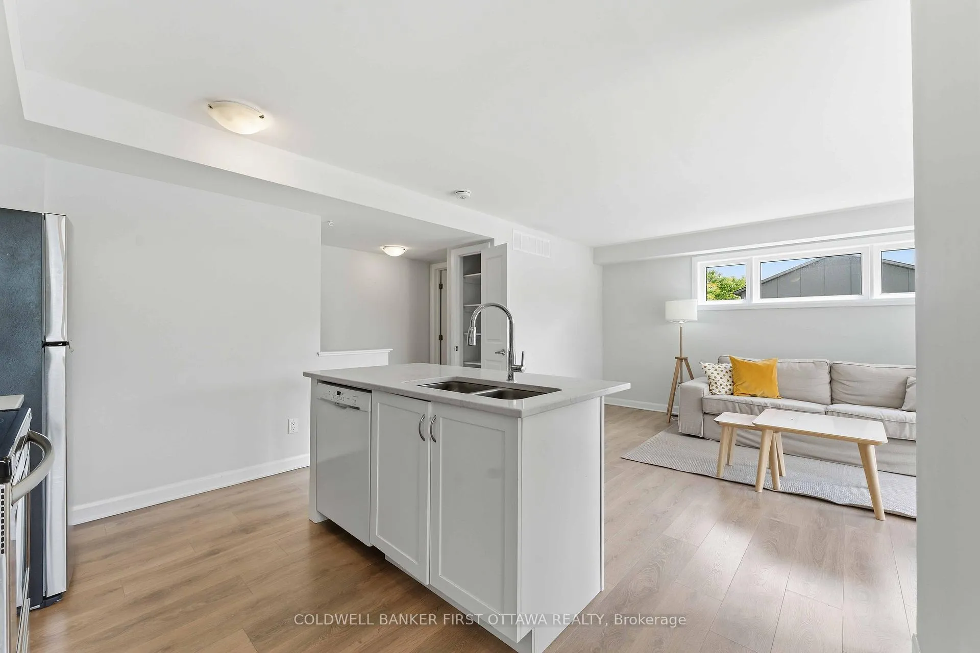 Photo 13 of Unit 16, 415A Eldorado Private, Ottawa, Kanata - Morgan's Grant/South March — HOMEH