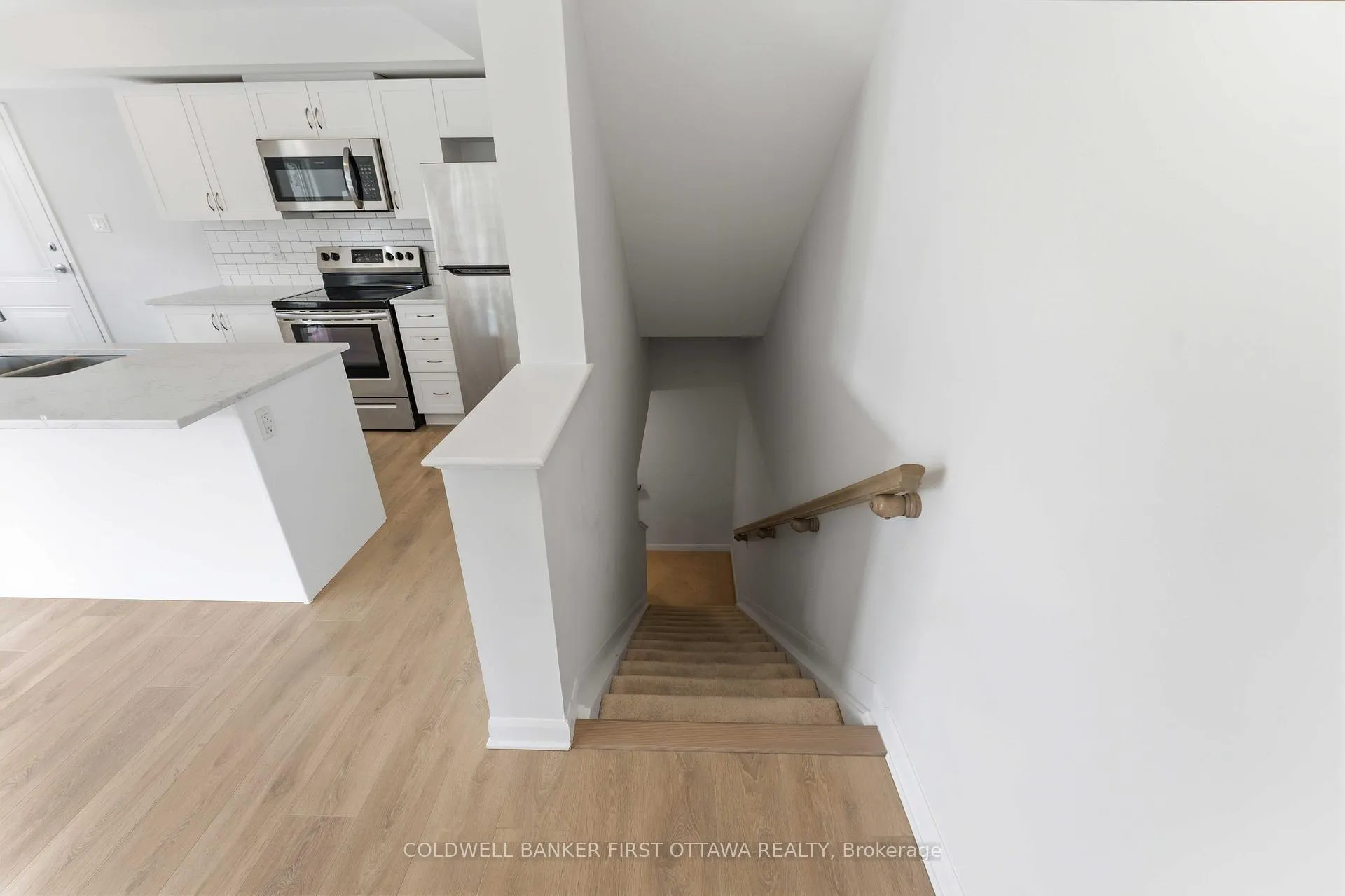 Photo 20 of Unit 16, 415A Eldorado Private, Ottawa, Kanata - Morgan's Grant/South March — HOMEH