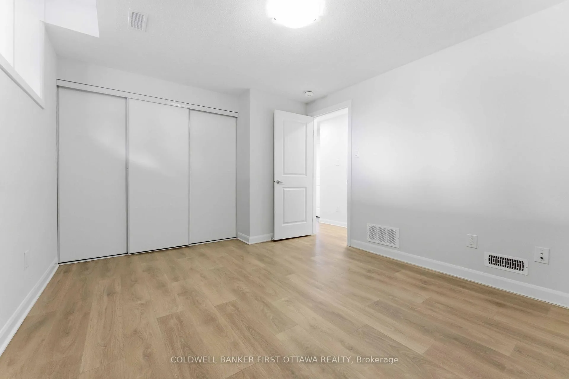 Photo 24 of Unit 16, 415A Eldorado Private, Ottawa, Kanata - Morgan's Grant/South March — HOMEH