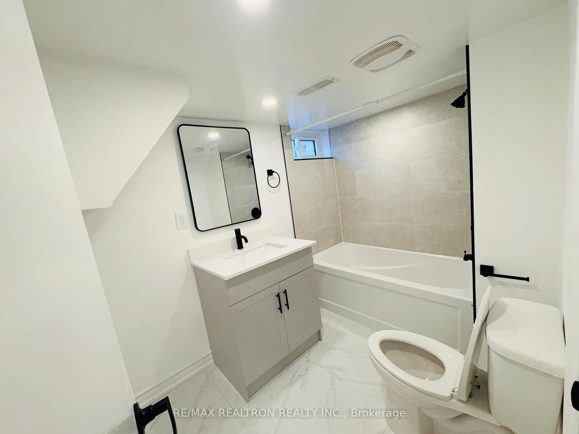 Photo 22 of 414 Mortimer Avenue, Toronto, Danforth Village-East York — HOMEH