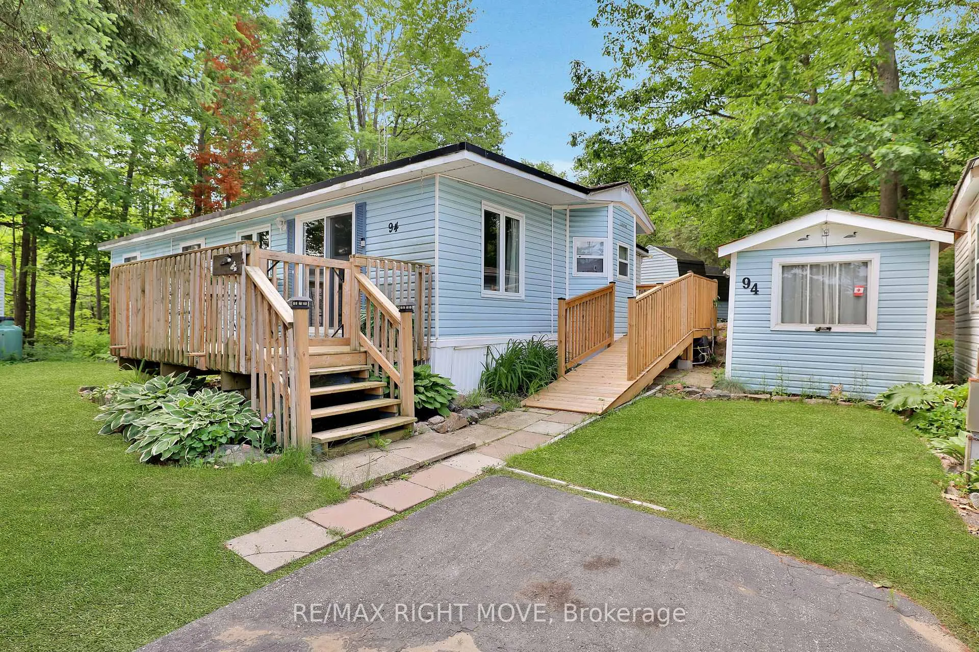 Photo 2 of Unit 94, 1007 Racoon Road, Gravenhurst, Morrison — HOMEH