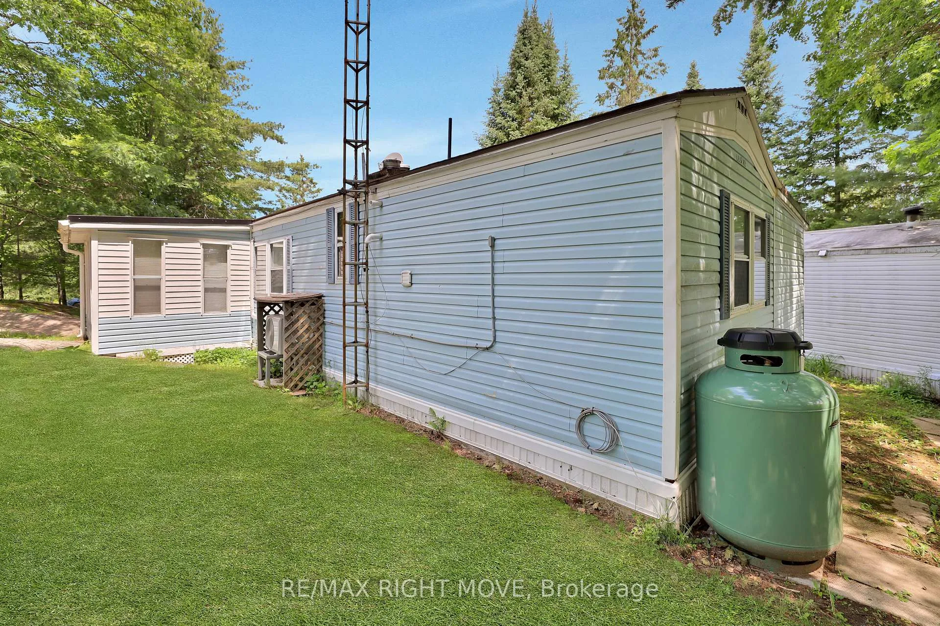 Photo 17 of Unit 94, 1007 Racoon Road, Gravenhurst, Morrison — HOMEH