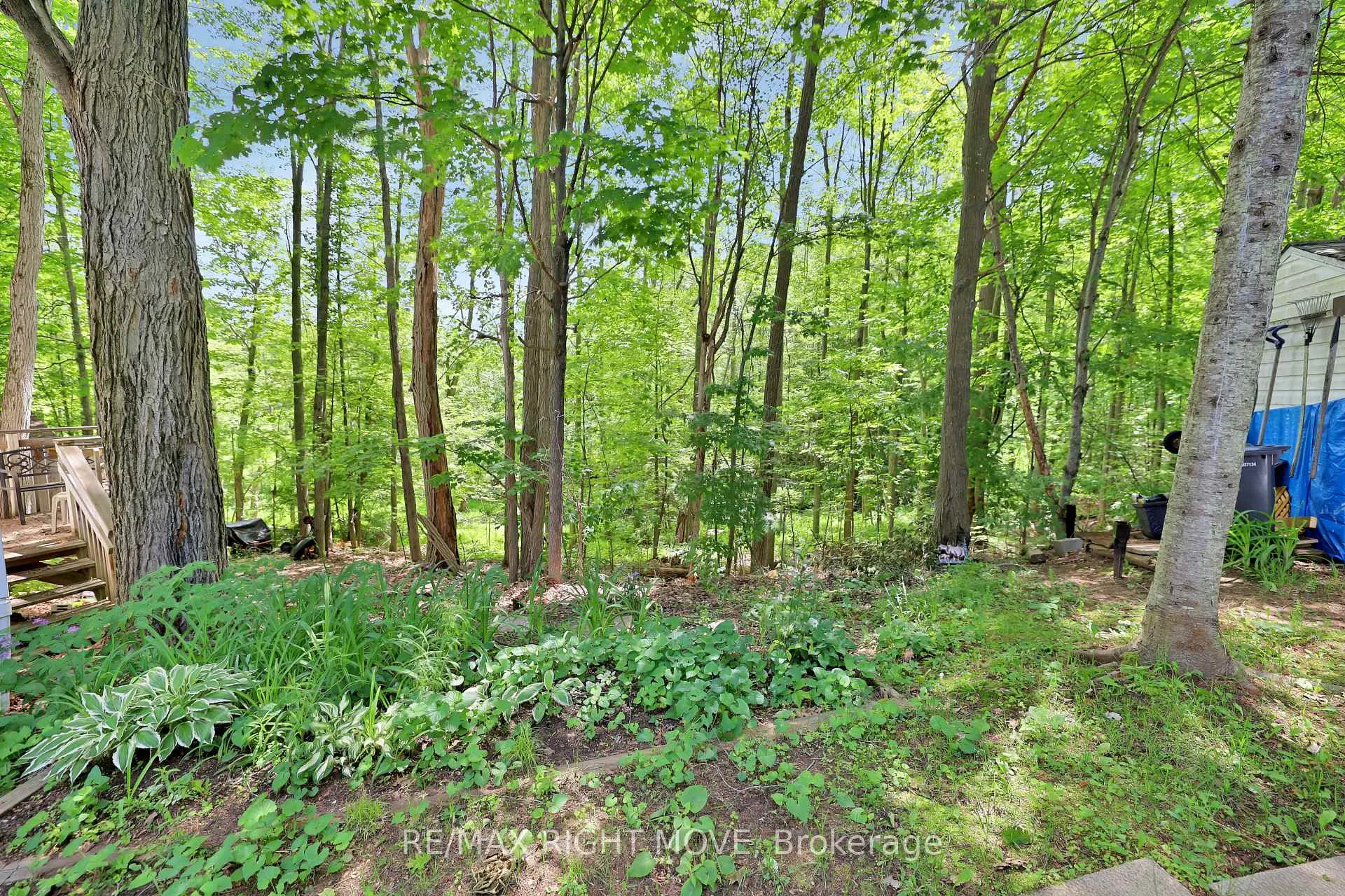Photo 18 of Unit 94, 1007 Racoon Road, Gravenhurst, Morrison — HOMEH