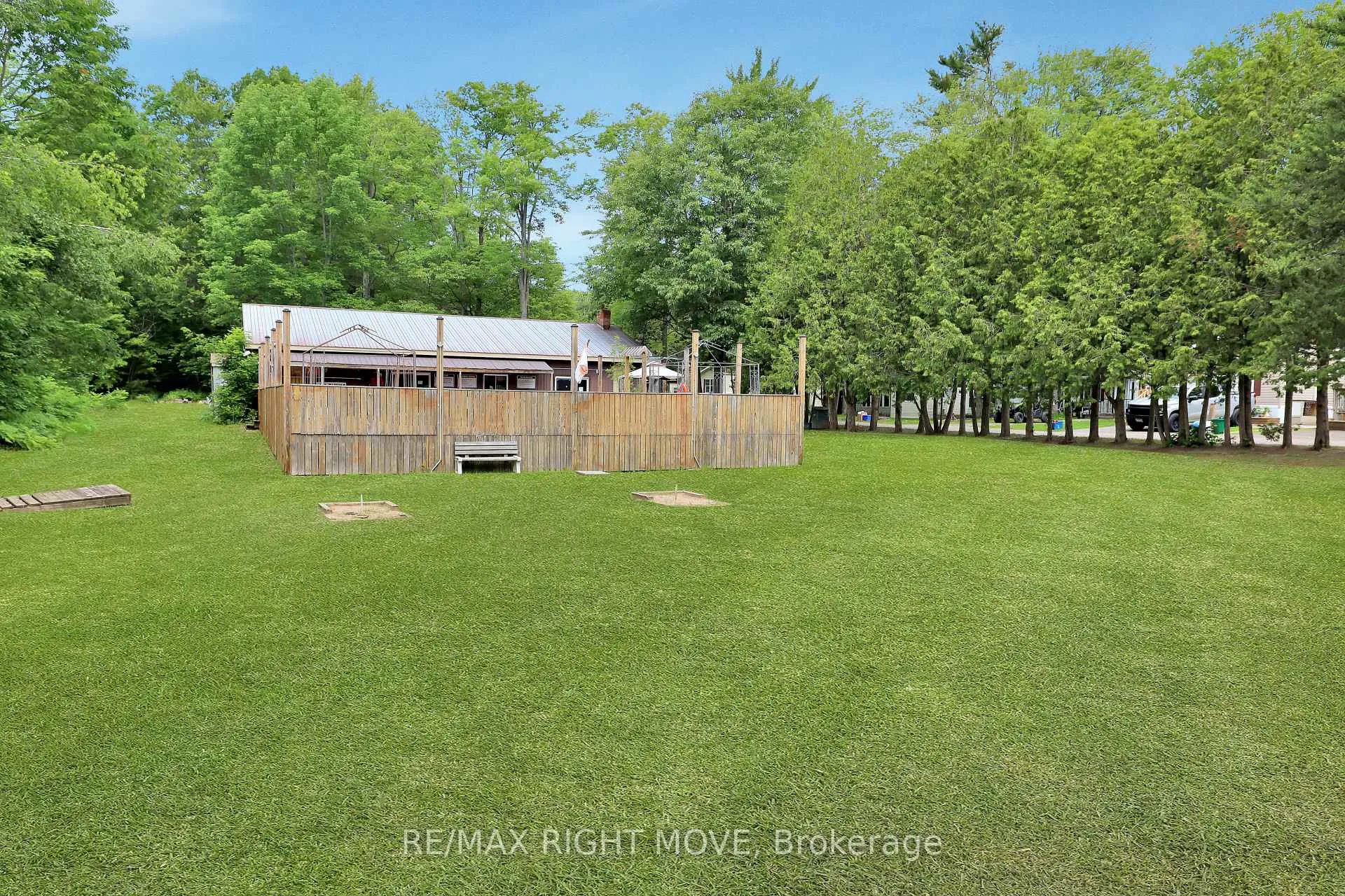 Photo 25 of Unit 94, 1007 Racoon Road, Gravenhurst, Morrison — HOMEH