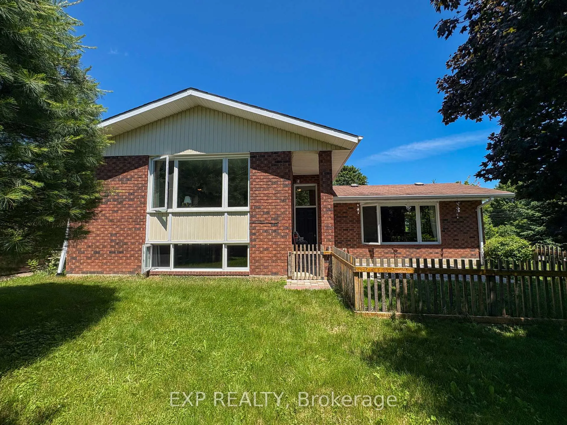 Front of 500 Maloney Road